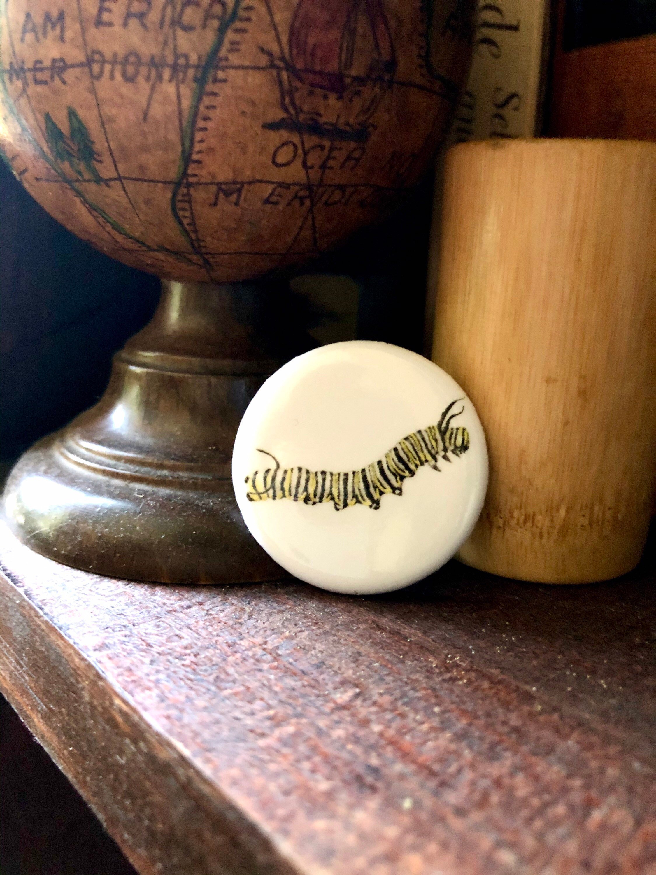 https://i.etsystatic.com/13547835/r/il/3c8255/3307425587/il_fullxfull.3307425587_7qio.jpg