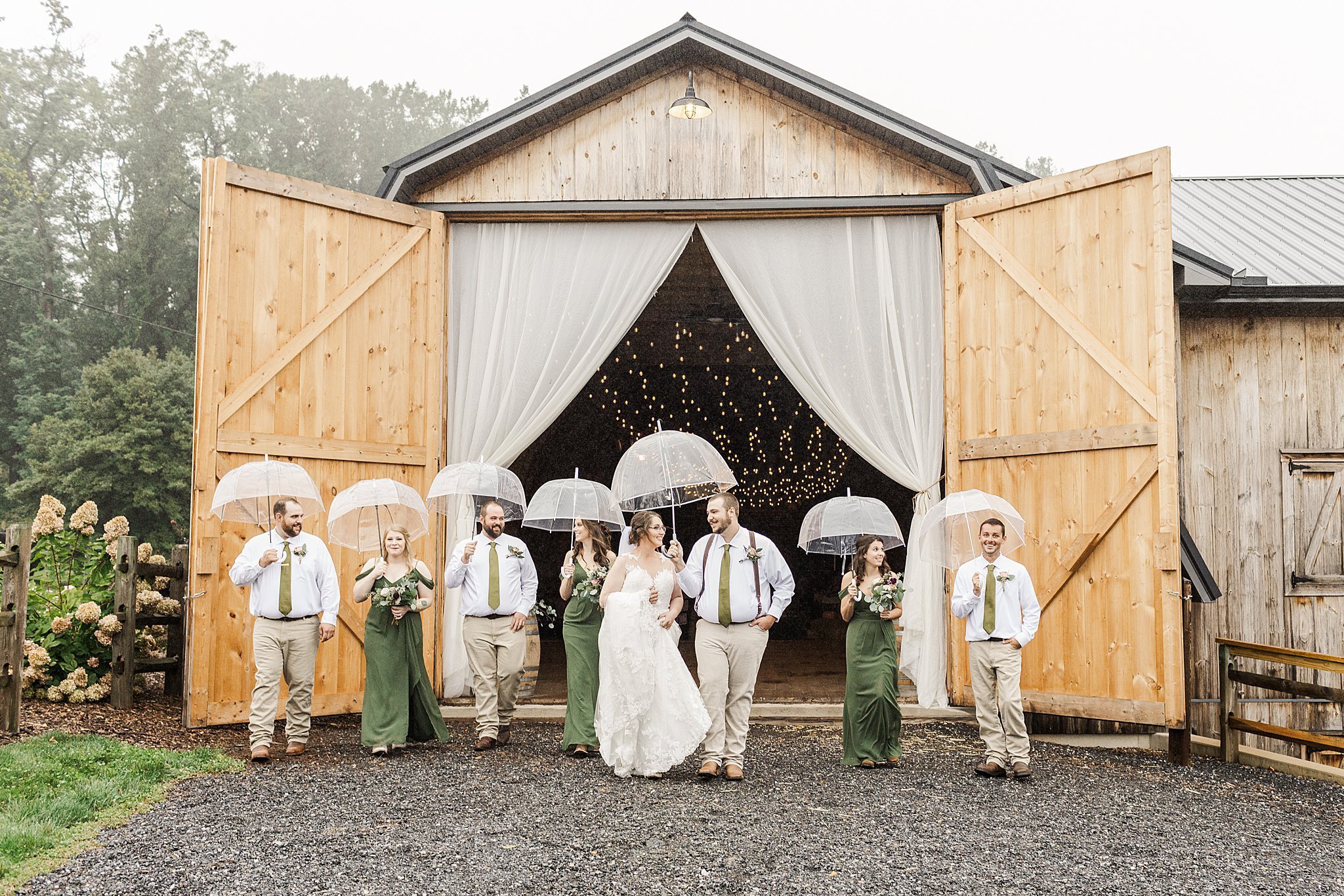 Pequea PA Barn Fall Wedding Rainy Day Photography_6148.jpg