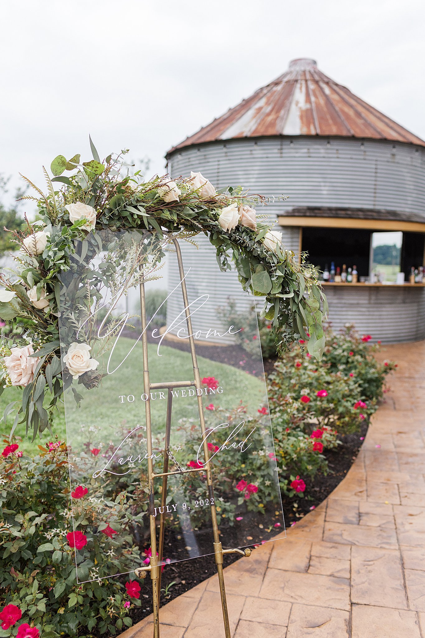 The Barn at Stoneybrooke Summer outdoor Rainy Wedding Photography_5252.jpg