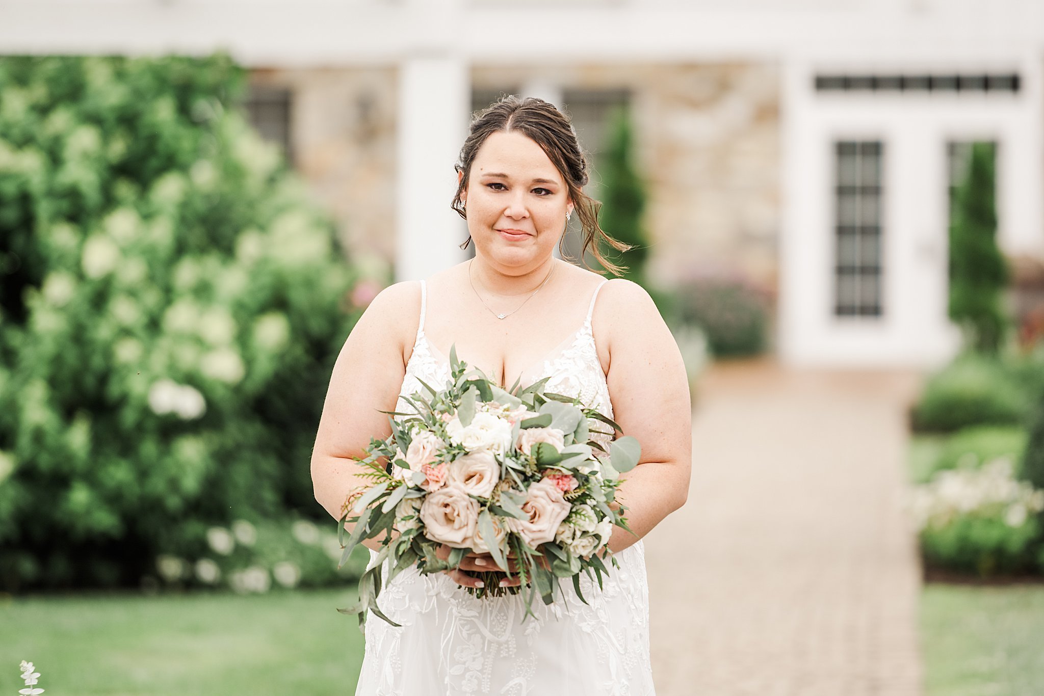 The Barn at Stoneybrooke Summer outdoor Rainy Wedding Photography_5211.jpg