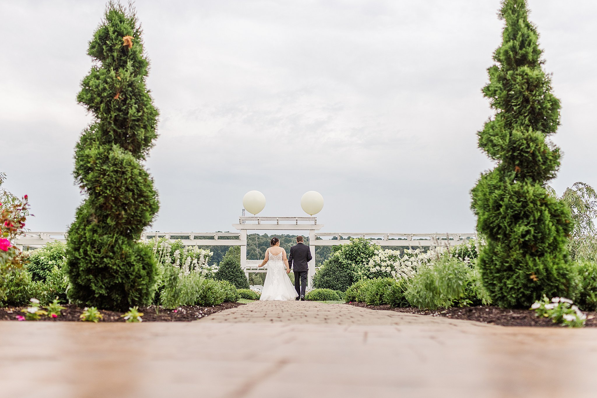 The Barn at Stoneybrooke Summer outdoor Rainy Wedding Photography_5261.jpg