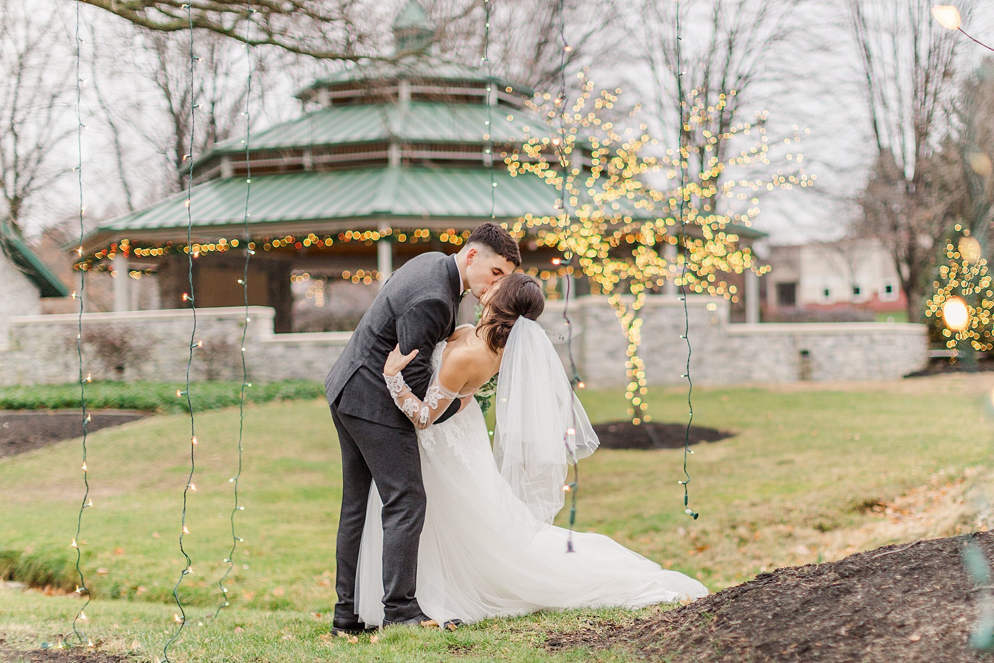 Lancaster County Winter Christmas Wedding Photography_4133.jpg