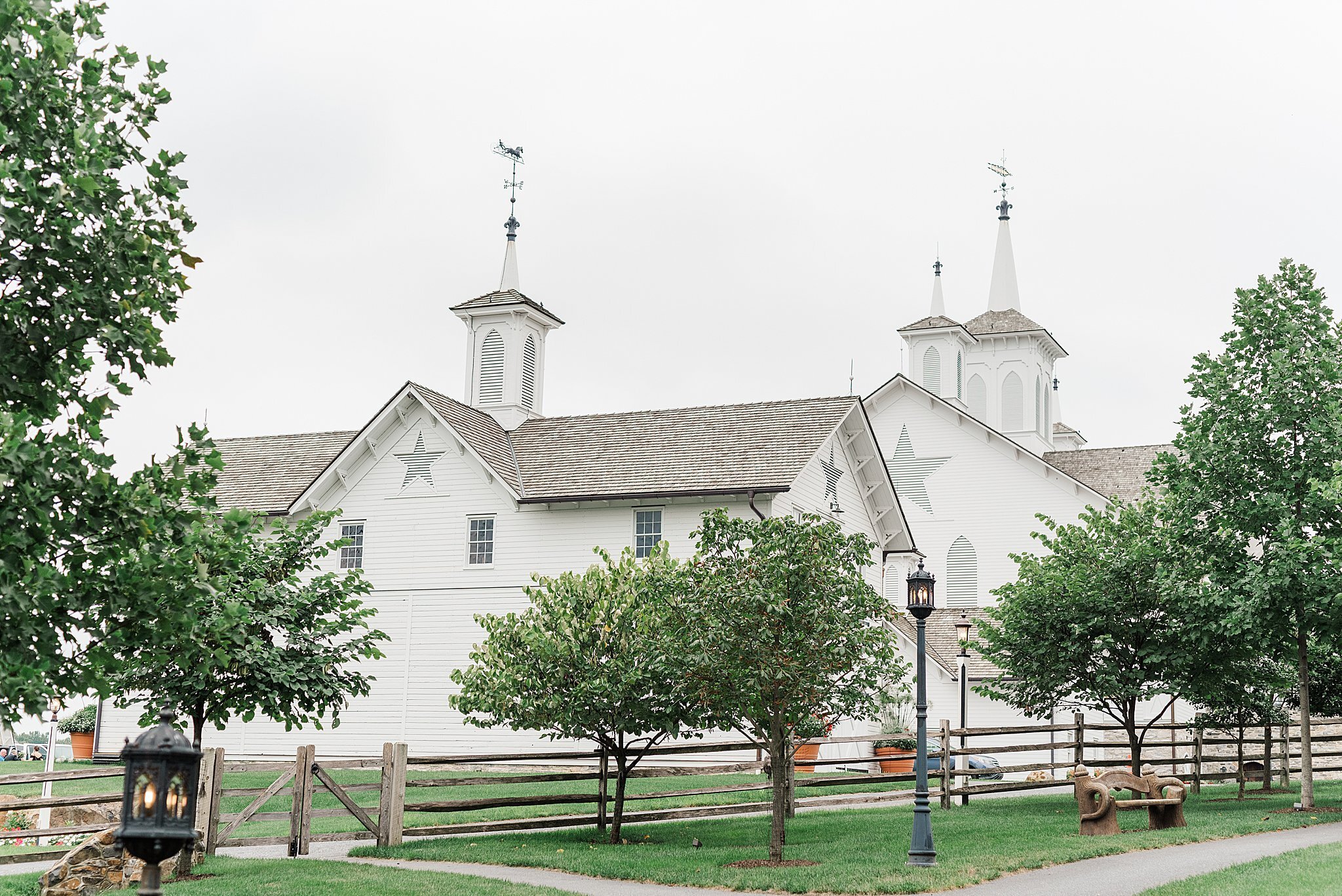 The Star Barn Elizabethtown PA Luxury Summer Wedding Photography_3019.jpg