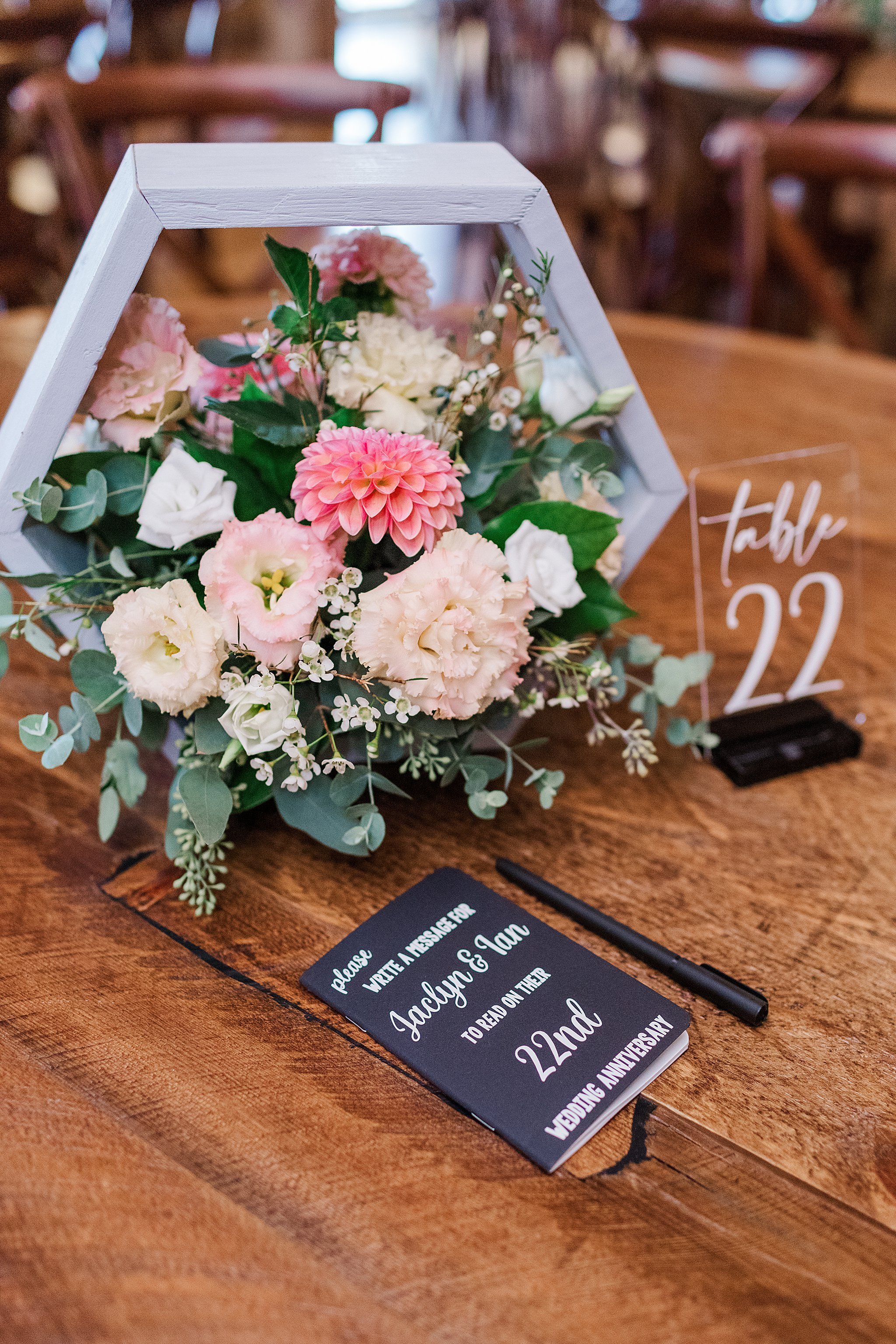 The Star Barn Elizabethtown PA Luxury Summer Wedding Photography_3044.jpg