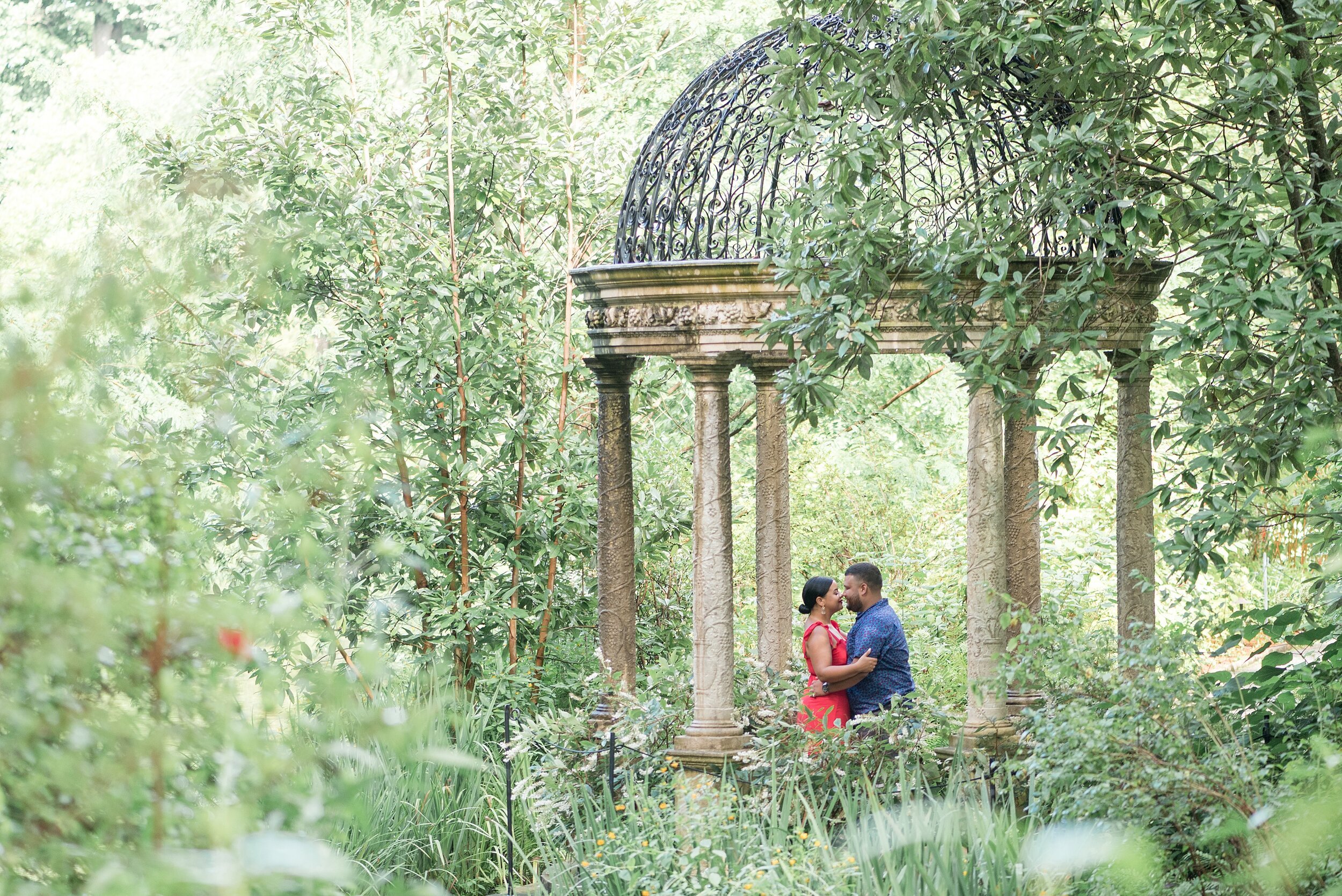 Longwood Gardens Kennet Square Pa Summer Engagement Session Photography_7701.jpg
