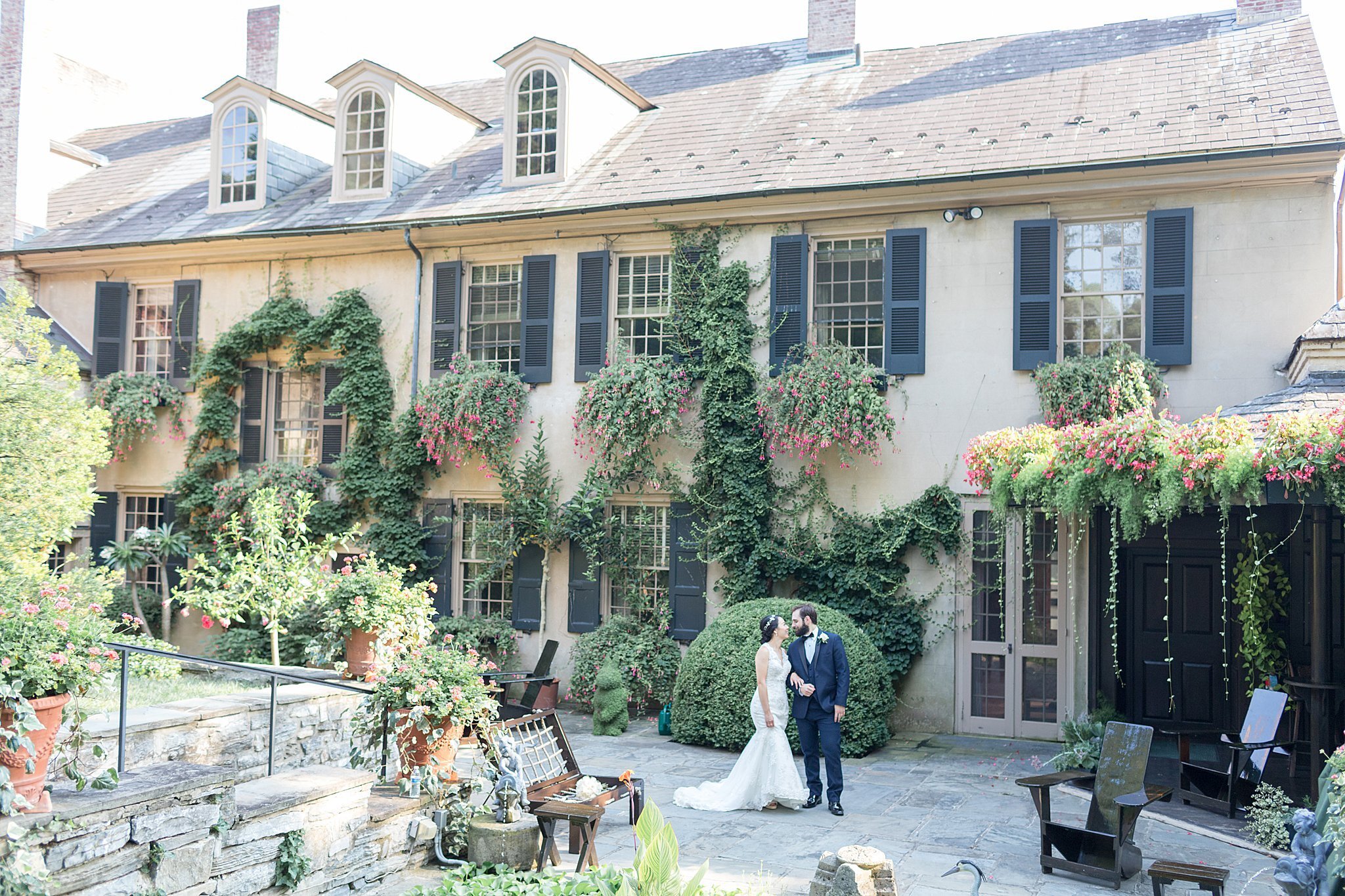 Conestoga House and Gardens Elegant Summer Wedding 