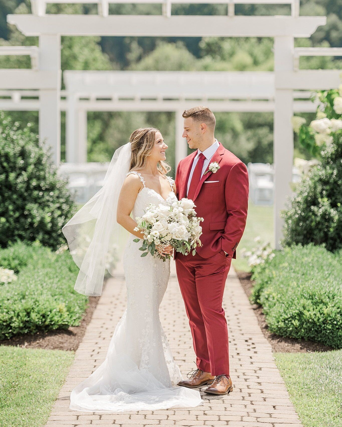 Yesterdays summer weather was PERFECT for this special day at The Barn at Stoneybrooke.  We were all loving the colors of this beautiful wedding day!  Congrats Caroline and Doug on your amazing day! ⁣
.⁣
.⁣
.⁣
.⁣
.⁣
.