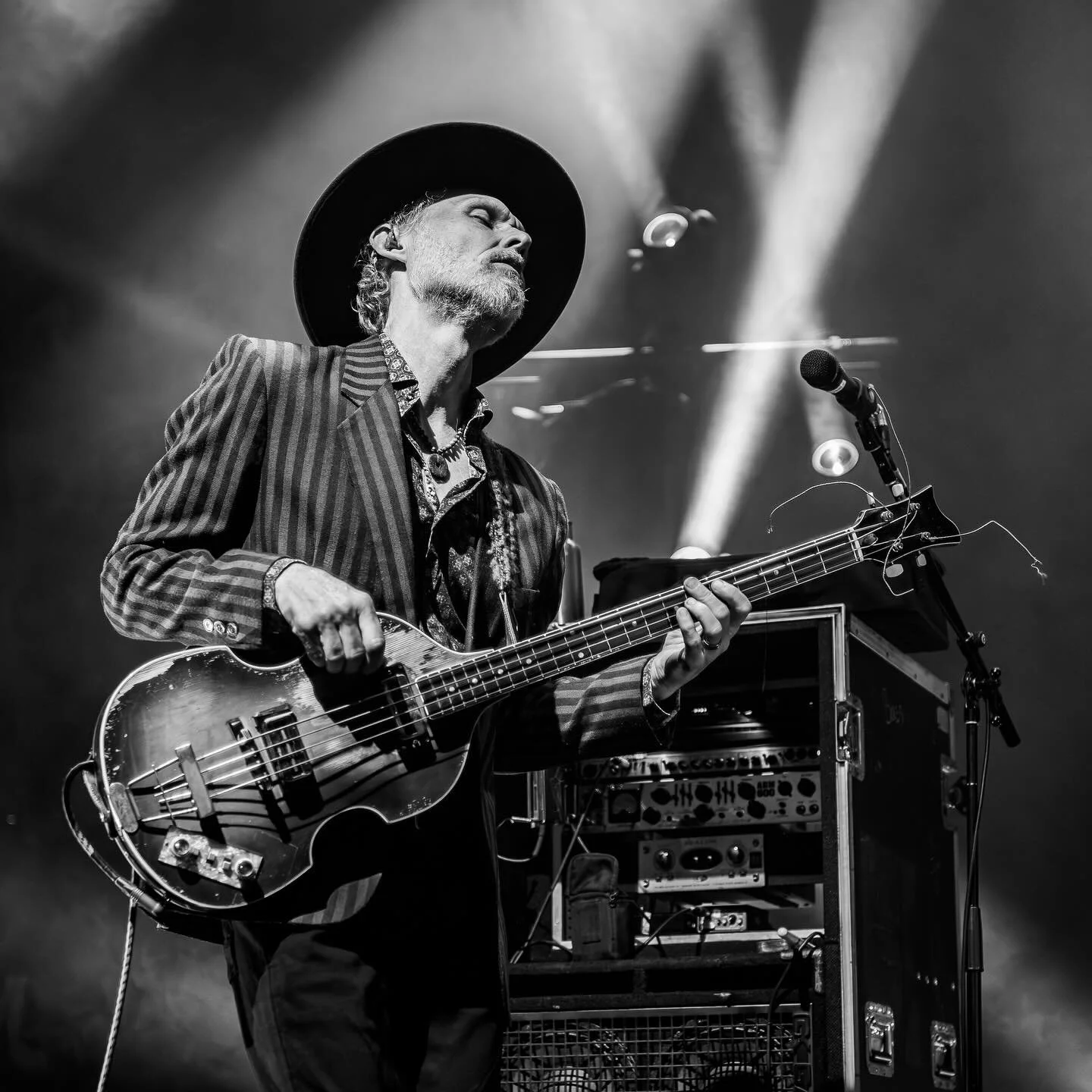 The happiest of birthdays to our bassiest, most harmonican, danciest brother, Chris Wood.  Here&rsquo;s to another trip around the sun full of low notes, good friends, and love.

📸: @hivoltagephotos