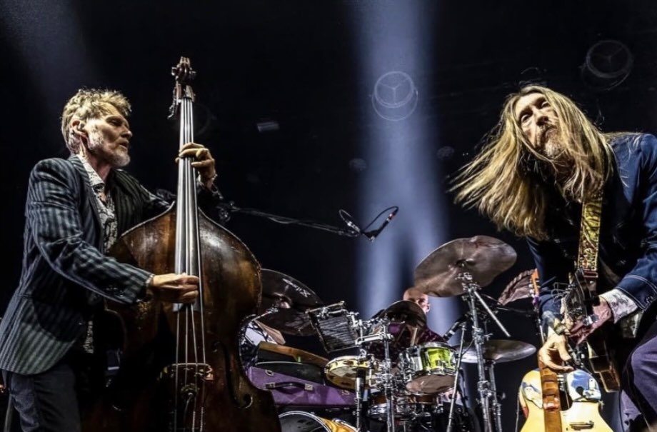 We&rsquo;re at @plazaliveorlando tonight with @ricrobertsonmusic ! What do@you want to hear?
📸 @emilybutlerphotography 
#thewoodbrothers #ricrobertsonmusic