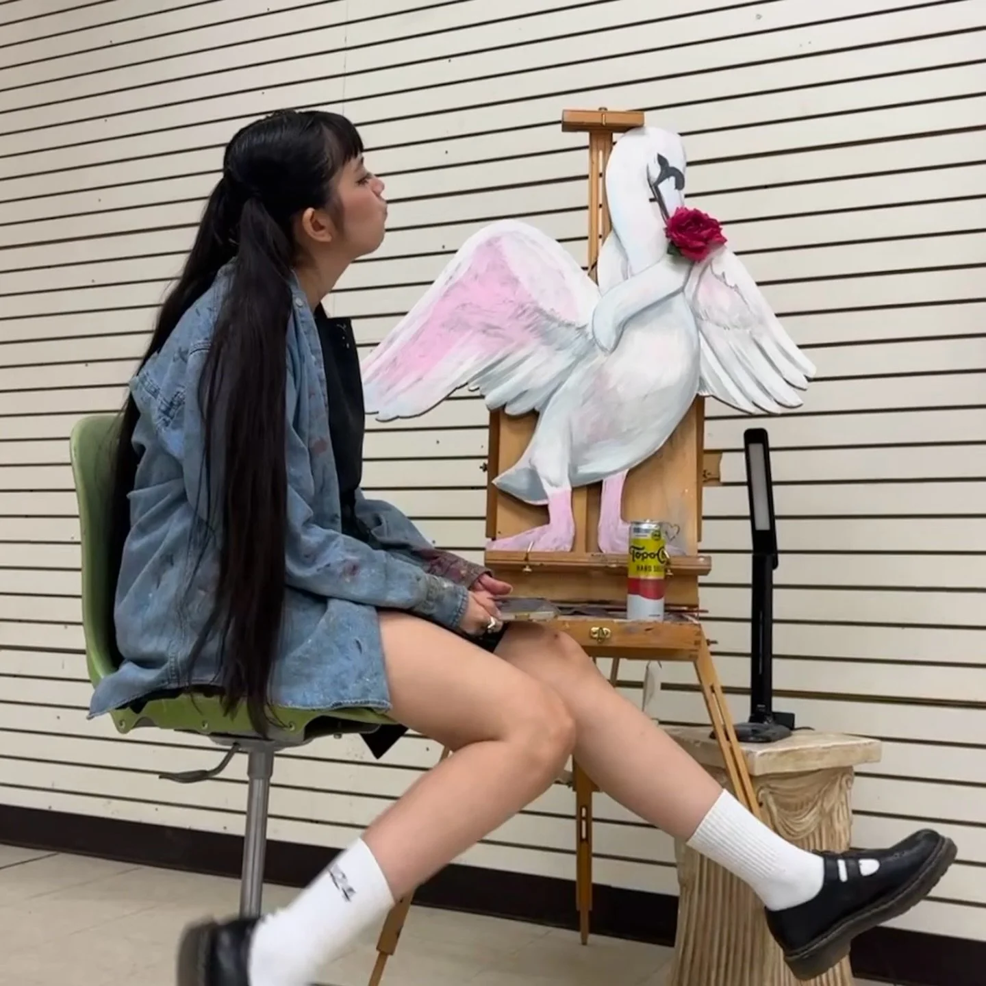 Have been feeling 0/10

But Luckily I was still able to manage doing a day of live painting with @flux.ep 
Based on a little swan with a blocked throat chakra (me) a sketch I did in October.
Thanks for everyone who was so kind at the event chatting w