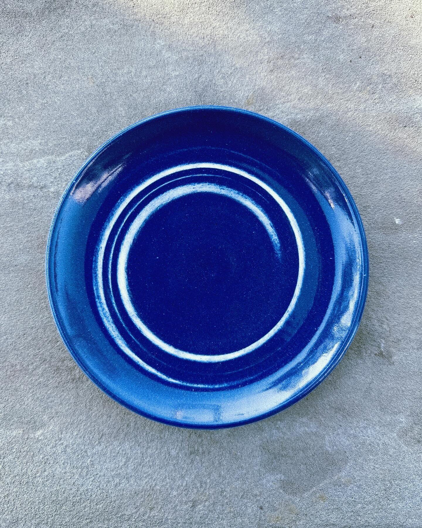 the color blue has been a staple in my pottery practice since the inception of eve christa ceramics in 2019. potters like myself use cobalt in the form of cobalt carbonate and cobalt oxide.&nbsp;it&rsquo;s personally my favorite color to work with an