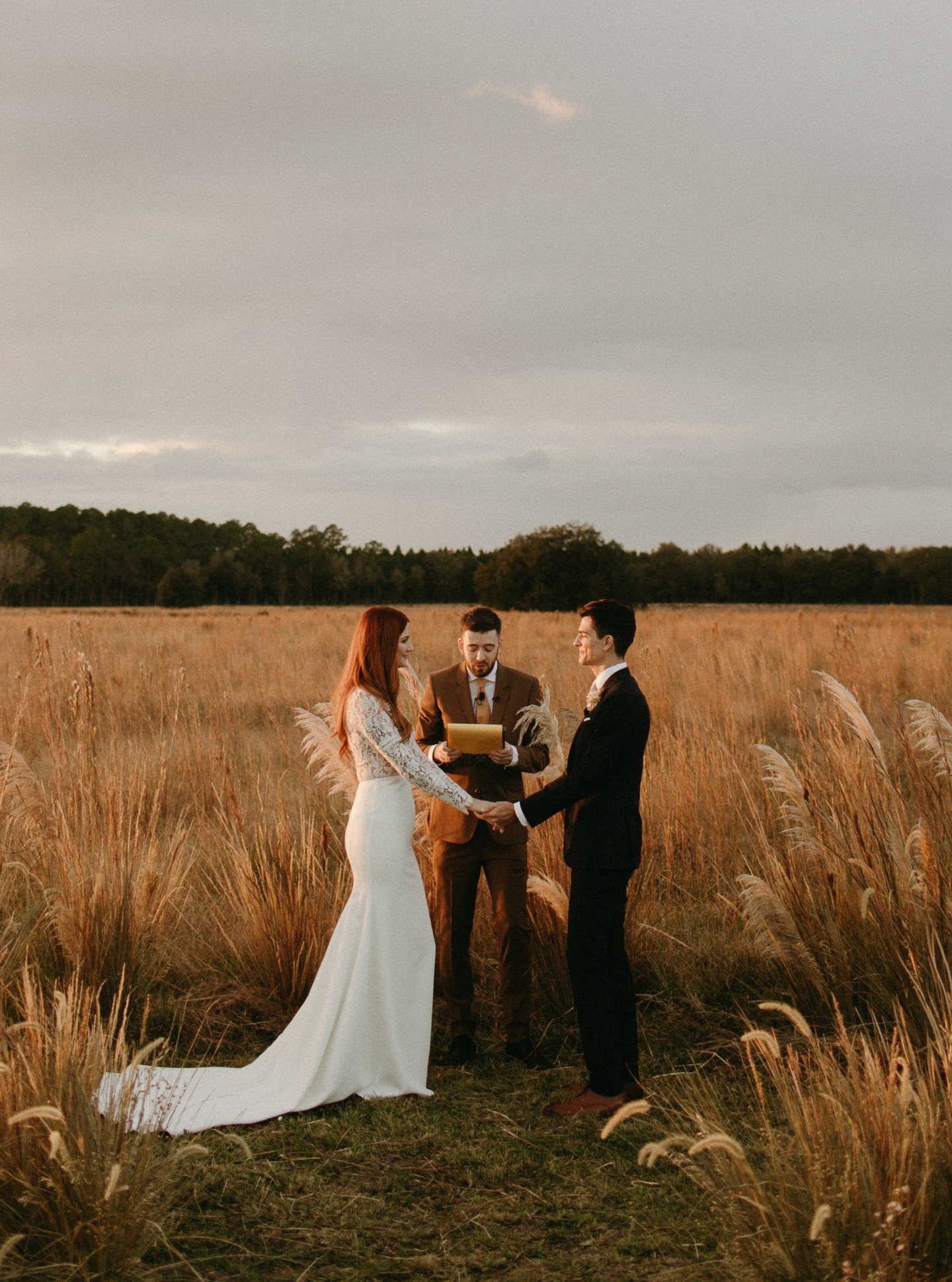 Hey, lovebirds. Celebrate your best day ever at Congaree and Penn. Find pricing and information at congareeandpenn.com/weddings.

Pro tip!
⠀⠀⠀⠀⠀⠀⠀⠀⠀
We generally offer lower venue rates on weekdays and during low season months. Our favorites months a