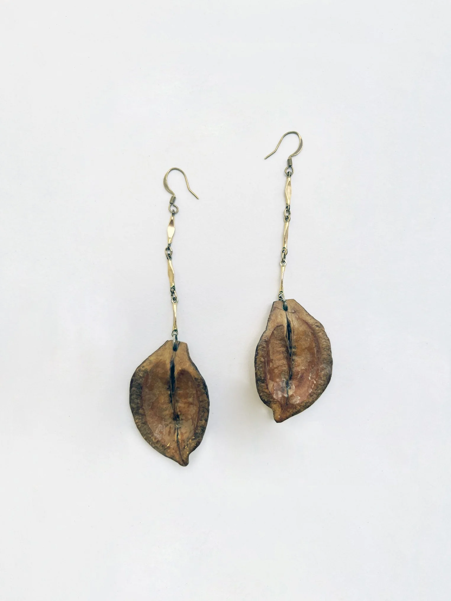 chenau_earrings_13.jpg