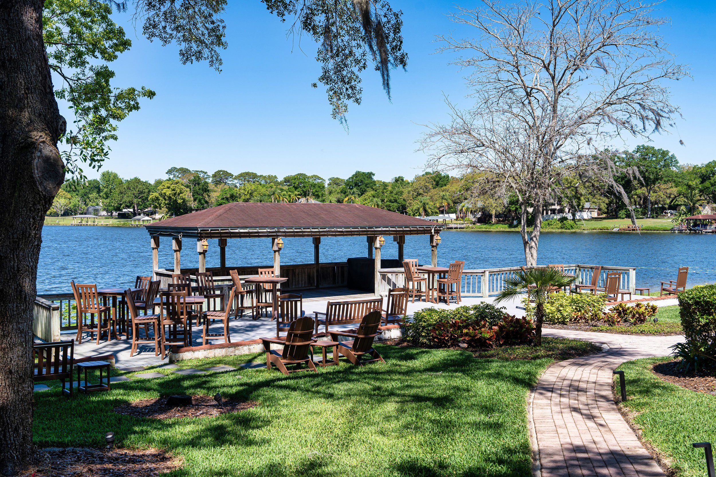 Enzos-on-the-lake-orlandos-best-italian-restaurant-waterfront-private-events-catering.jpg