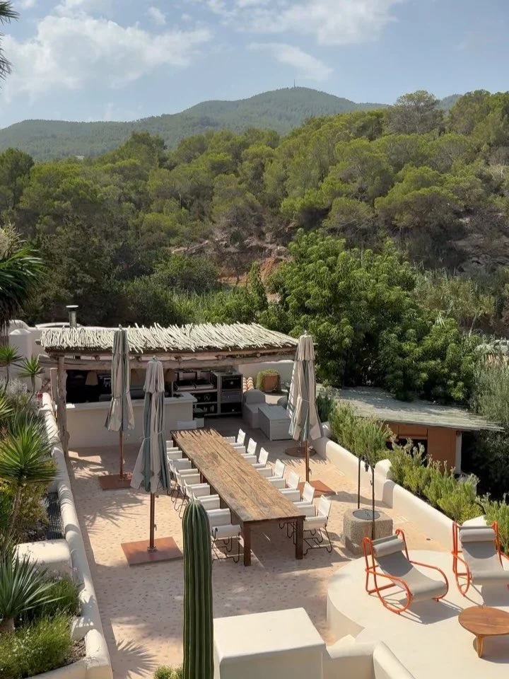 Xarraca &rarr; An estate by the sea

&ldquo;This new luxury villa on Ibiza is among Europe&rsquo;s most exclusive escapes and one of Ibizas biggest beachside properties.&rdquo;

FORBES.COM

With direct private sea access and arguably the most privile