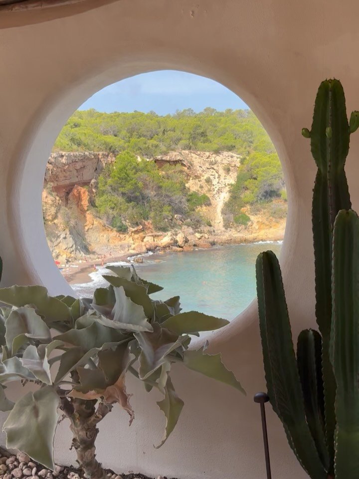 Xarraca Views.

A 9-bedroom seafront estate where the wild beauty of Ibiza meets elevated, soulful design.

Wake up to turquoise waters, unwind by the sculptural pool, and soak in the slow, sun-drenched magic of the north coast.

Now booking for Summ