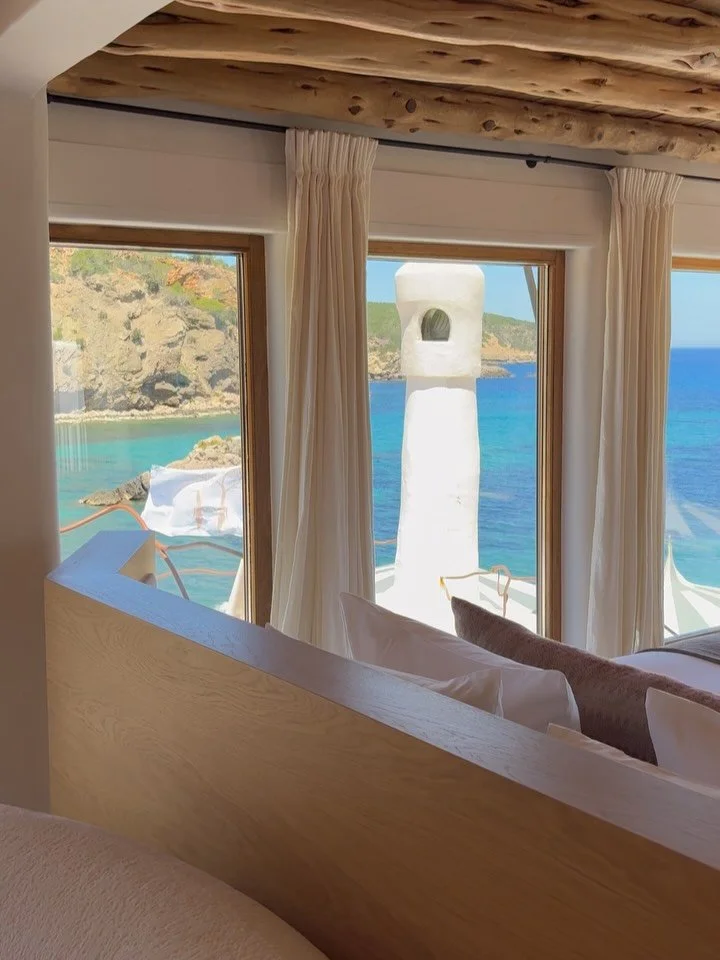 Fincadelica Xarraca&rsquo;s most impressive bedroom suite, this penthouse is home to a freestanding custom bed surrounded by wraparound sea view windows

A fireside soaking tub, hammam shower and private terrace make it the most sumptuous of retreats