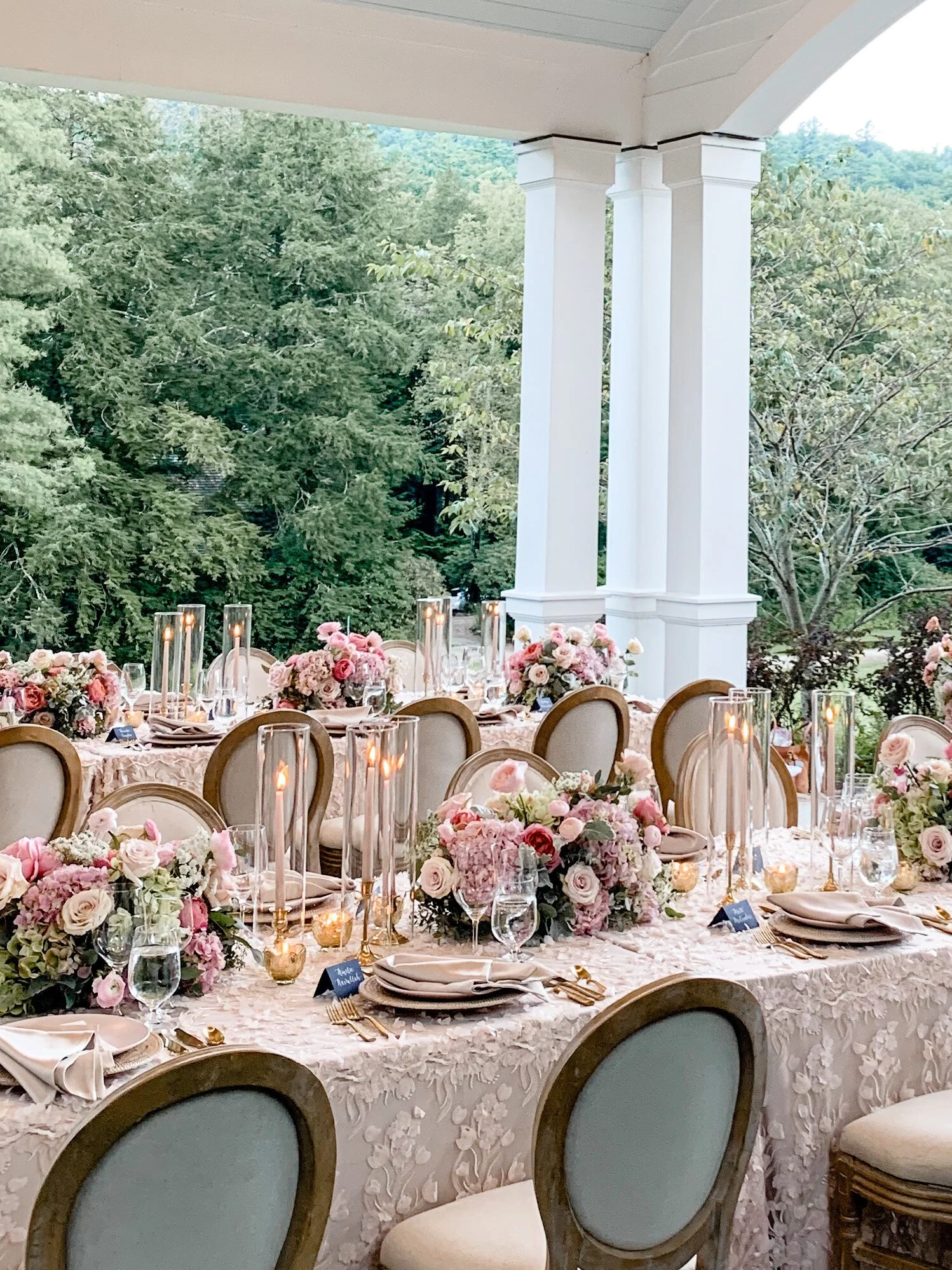 HalfMileFarmWeddingFloralDesigner.jpg