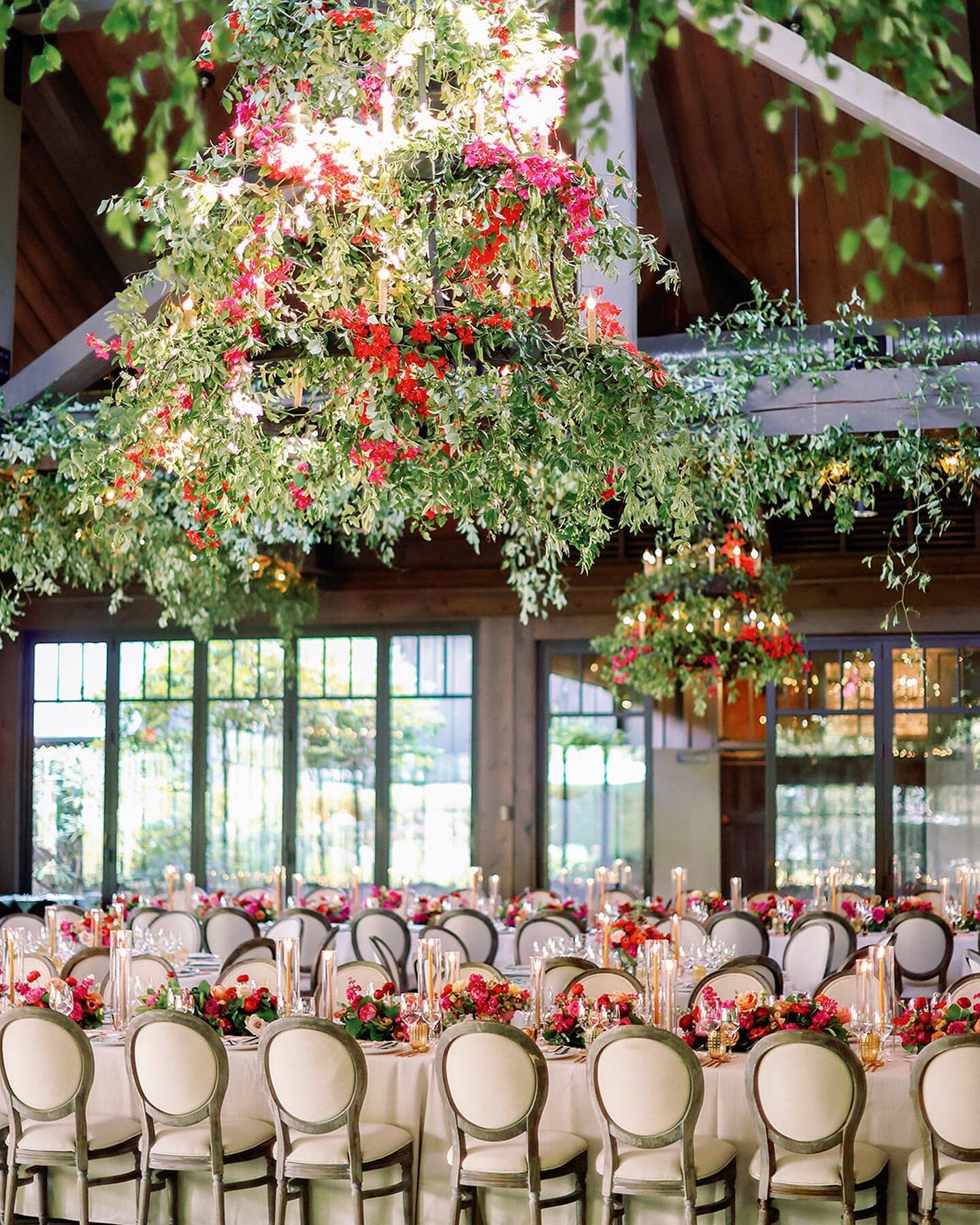 We&rsquo;re all about curating the &ldquo;wow&rdquo; moments! ❤️

Planning, Design &amp; Production 
(including floral design, stationery/gifting): 
@rroseevents 
Photography: @oliviasuriano
Cinematography: @lightcannonfilms 
Venue + Catering: @olded