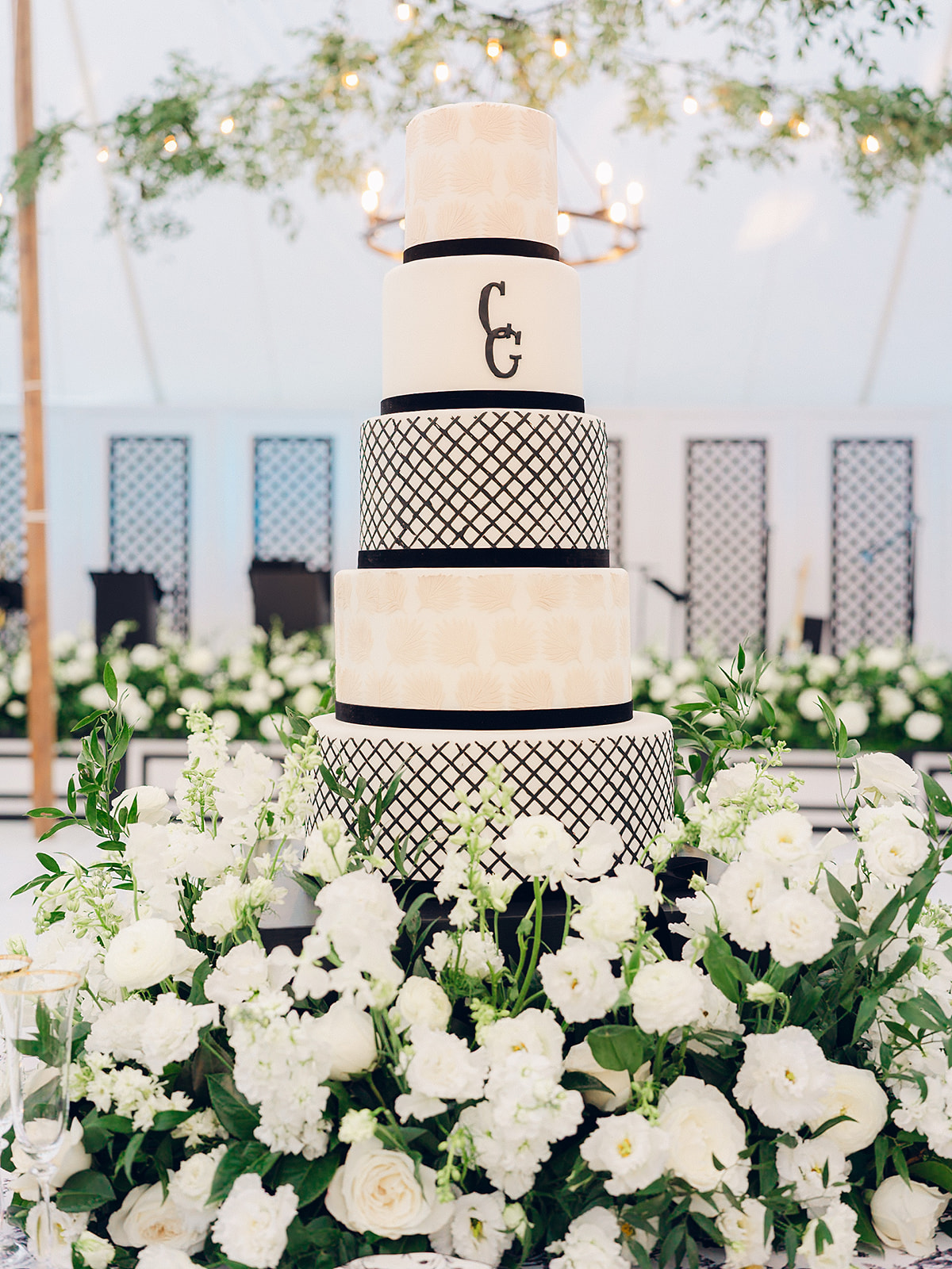 Wedding-Cake-Design-Destination-Wedding-Planner.jpg.png