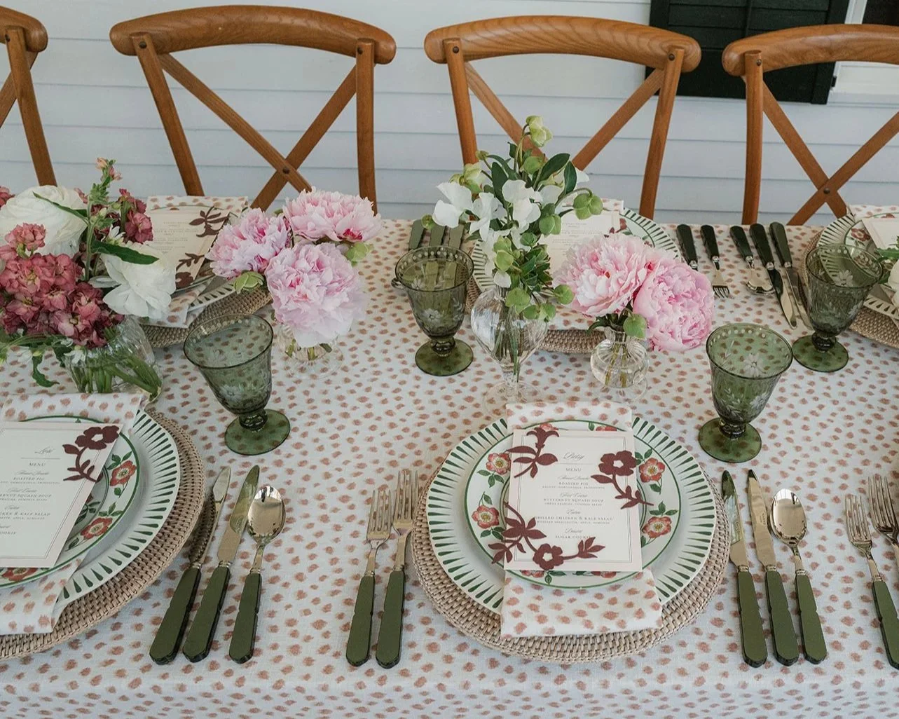  A luxury wedding weekend kicks off with an elegant bridal luncheon designed by Rebecca Rose Events 