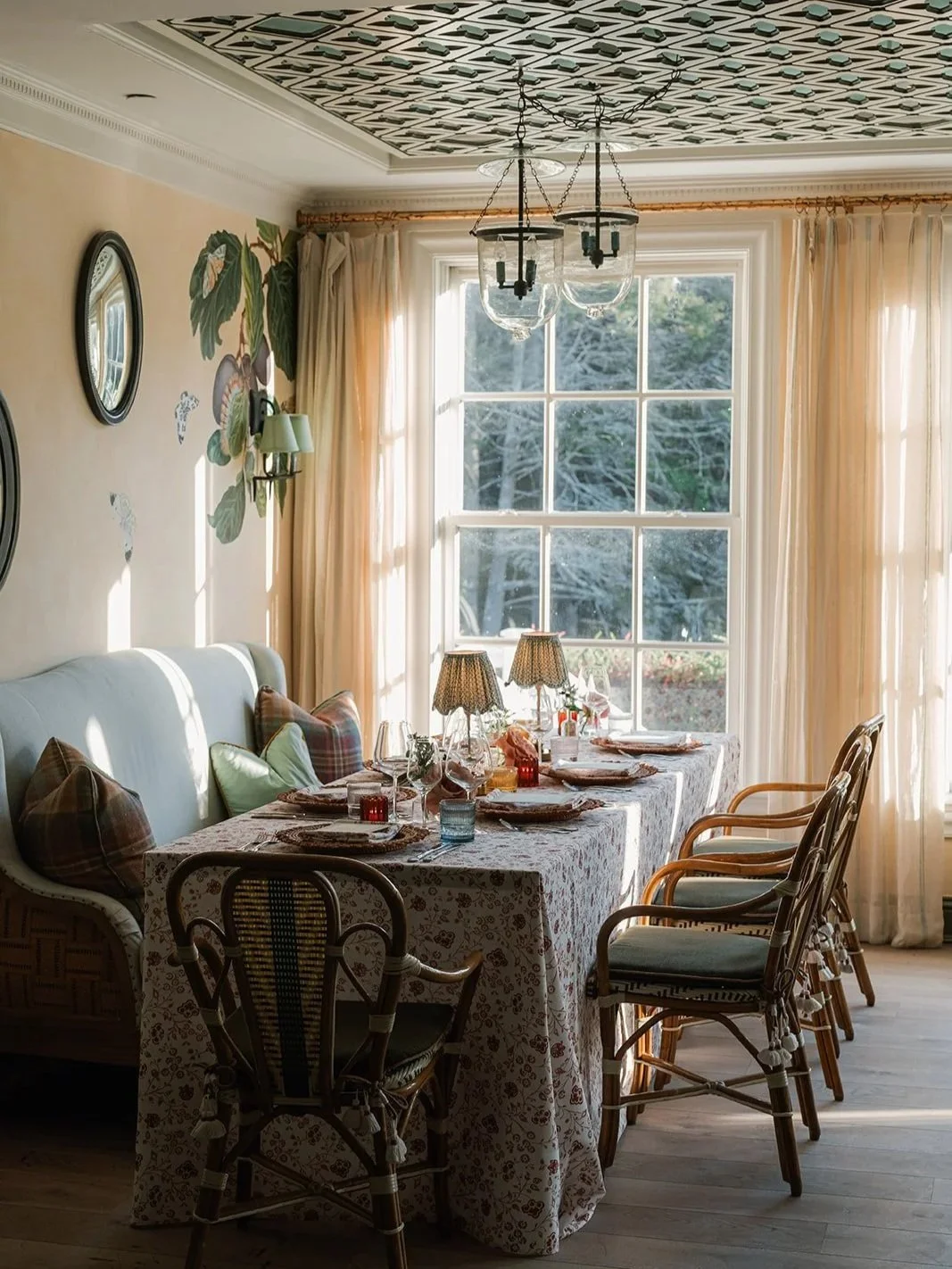  A rehearsal dinner in the restaurant at the Mayflower Inn and Spa 