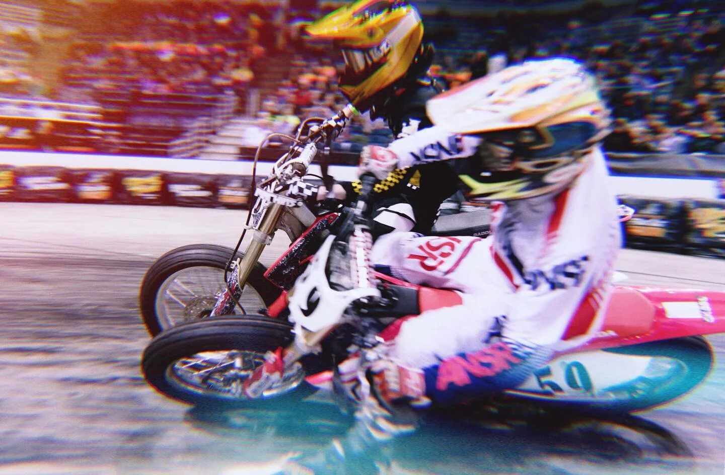 The @mamatriedshow and @flatoutfriday are this weekend. Anyone else gonna make it out for races or show?
.
.
.
.
#caferacer #scrambler #motorcycle #motorbike #ducati #caferacersofinstagram #croig #triumph #caferacerculture #bratstyle #tracker #biker 