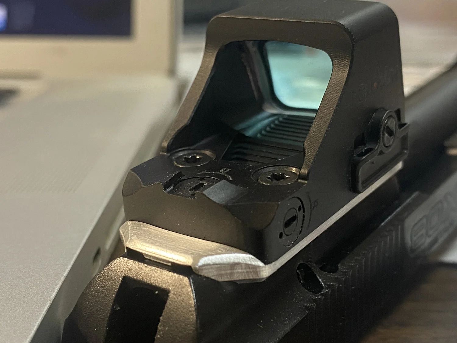 Beretta® 80x Cheetah Holosun® K Flush plate — DLah Designs