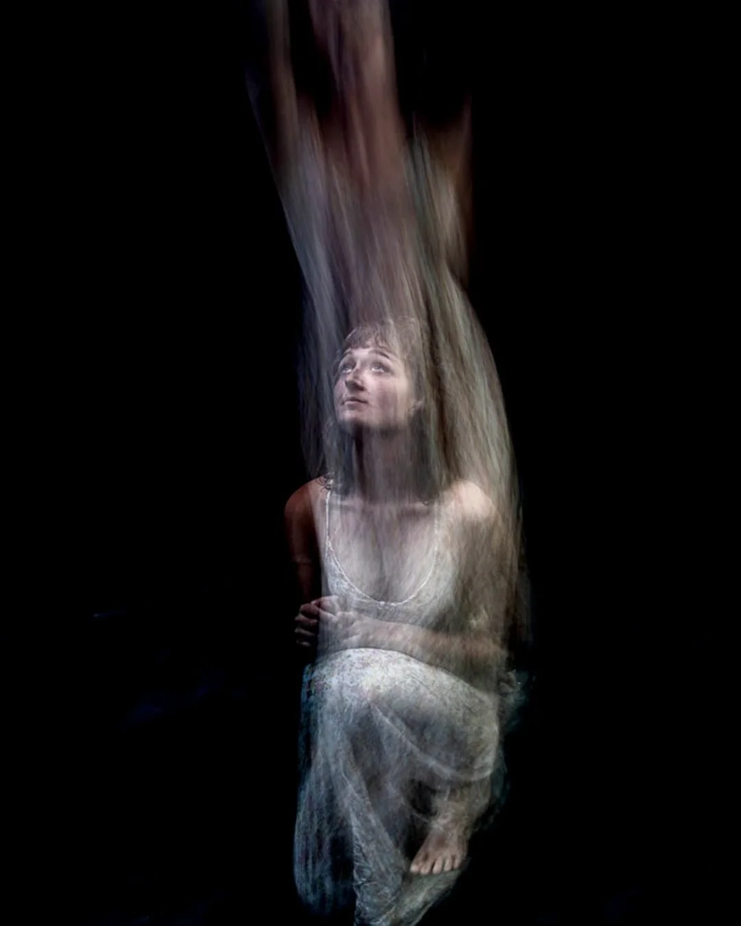 ✨ Honorable Mention - Modern Muse Exhibit
&ldquo;Rise&rdquo; by Dave Hanson @irdavehansonphoto 

Suspended between form and spirit, a figure dissolving into light.
What remains is neither motion nor stillness, but the memory of both.

🖤 Submissions 