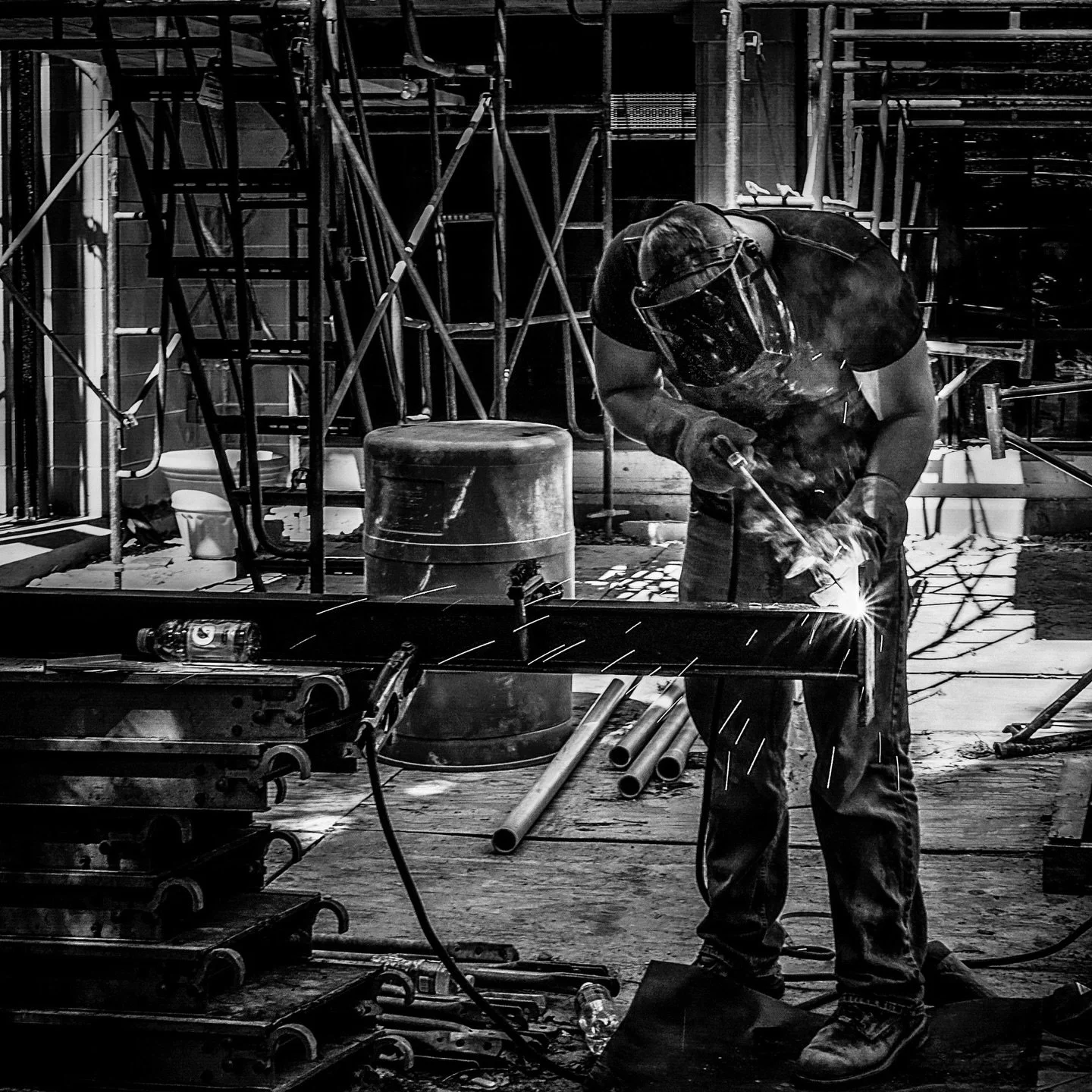 📷 Heat and Light Exhibit
&ldquo;When the Sparks Fly&rdquo; by Steve Bennett @sjbennettvisualartist 

In a raw moment of focus and force, sparks cut through the darkness as steel meets flame. This image captures heat not as spectacle, but as labor&md