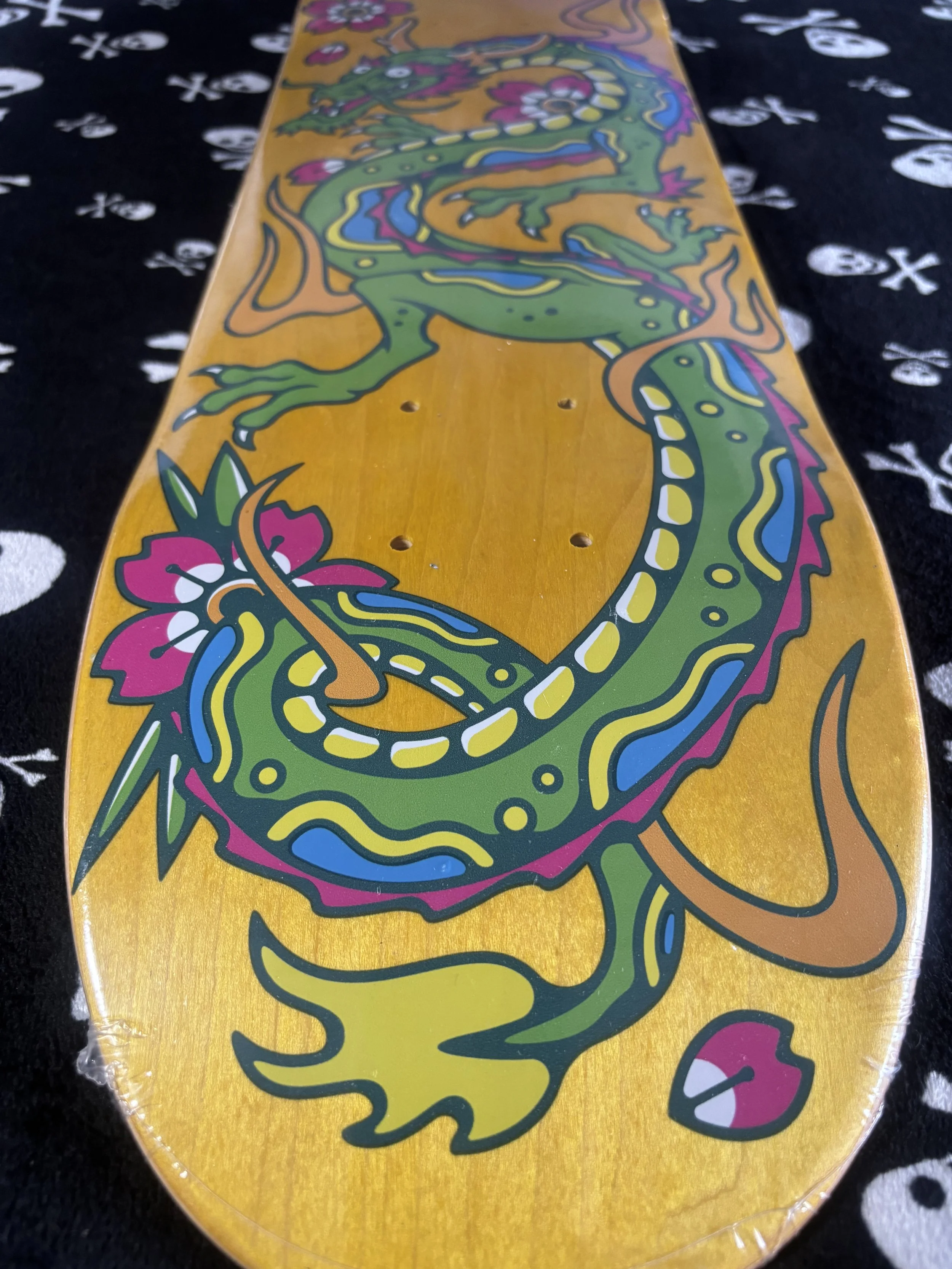 LIEBE~ GROM SQUAD YELLOW NEON DRAGON SKATEBOARD DECK