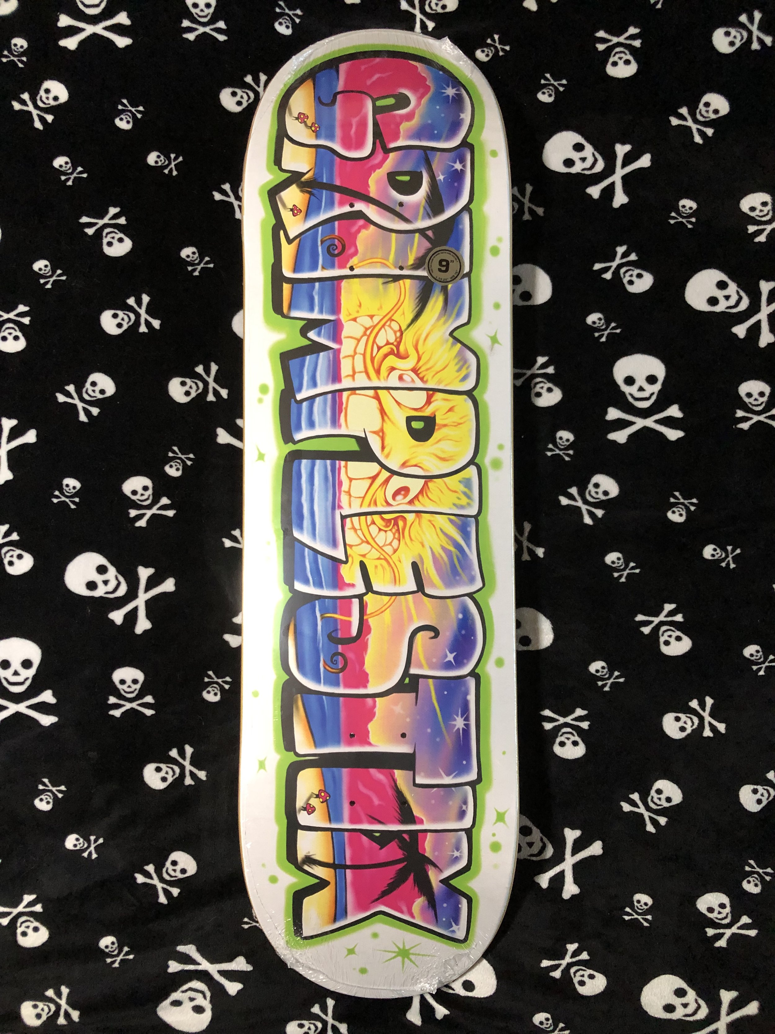 ANTI-HERO~ TEAM GRIMPLE BEACH SKATEBOARD DECK