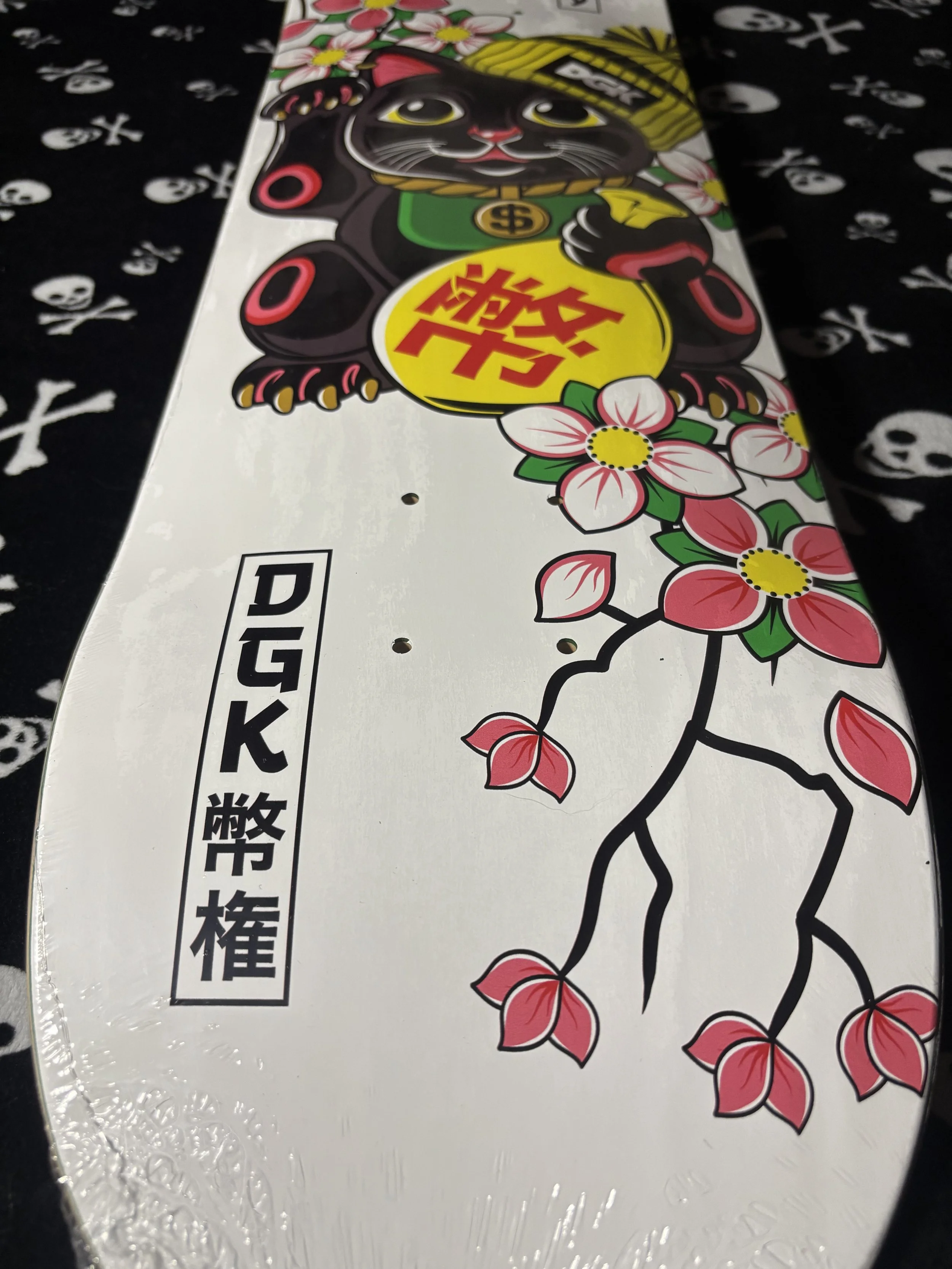DGK~  LUCKY CAT WHITE 8.25" SKATEBOARD DECK