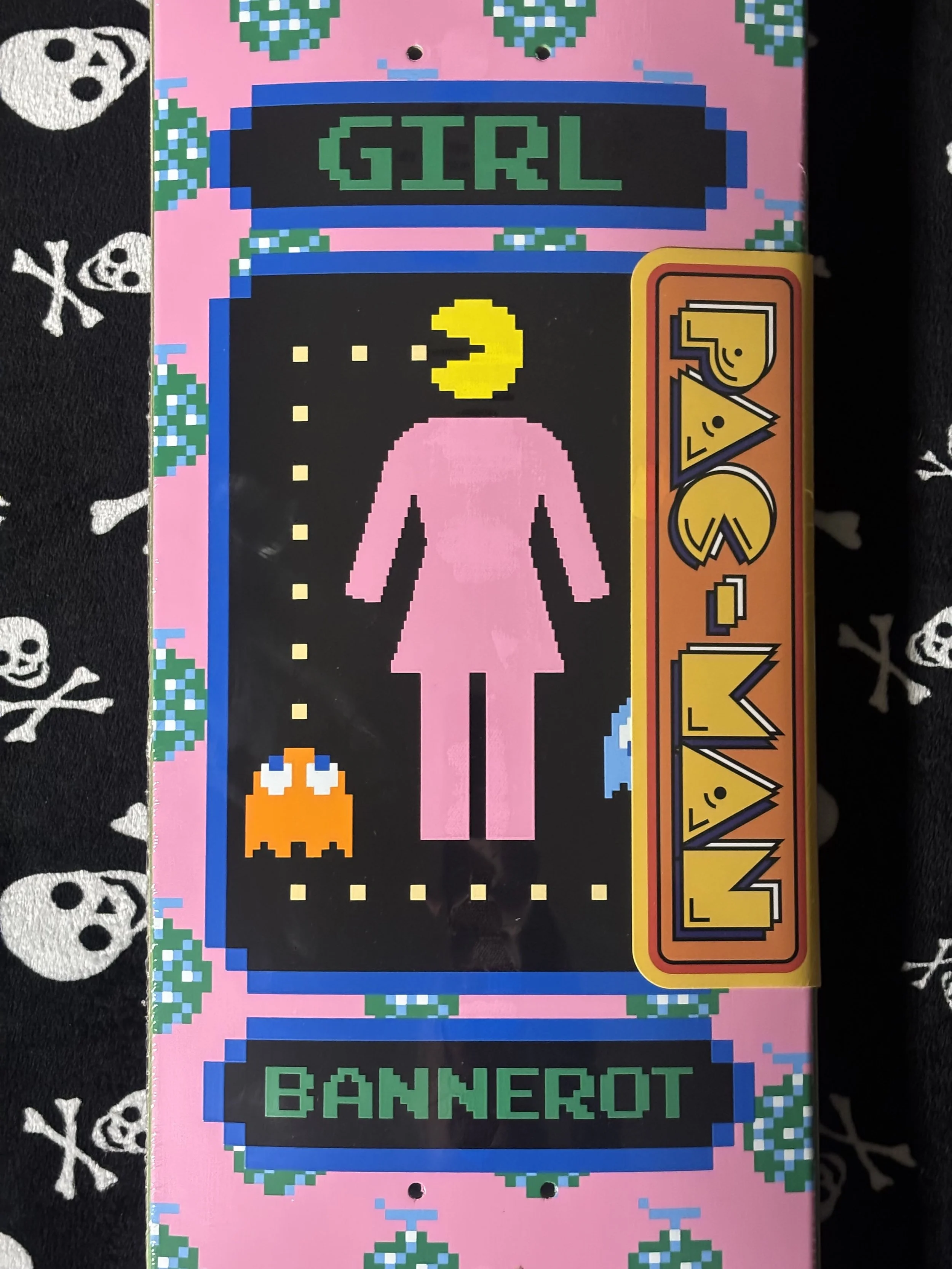 GIRL~ BANNEROT PAC-MAN SKATEBOARD DECK