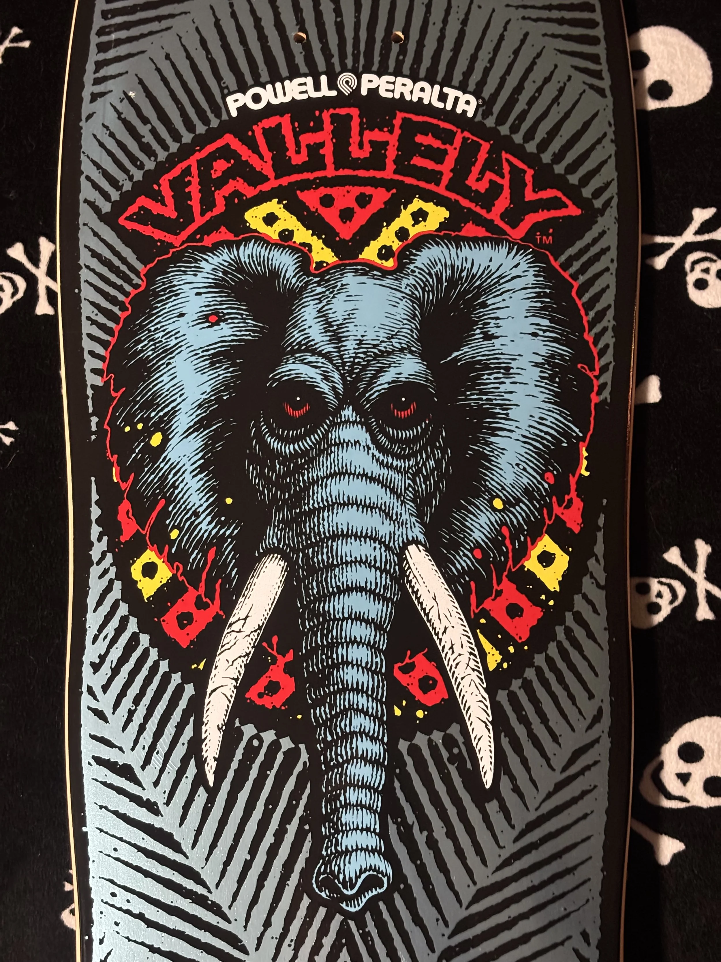 Width: 10"  Length: 30.25"  Wheelbase: 15"