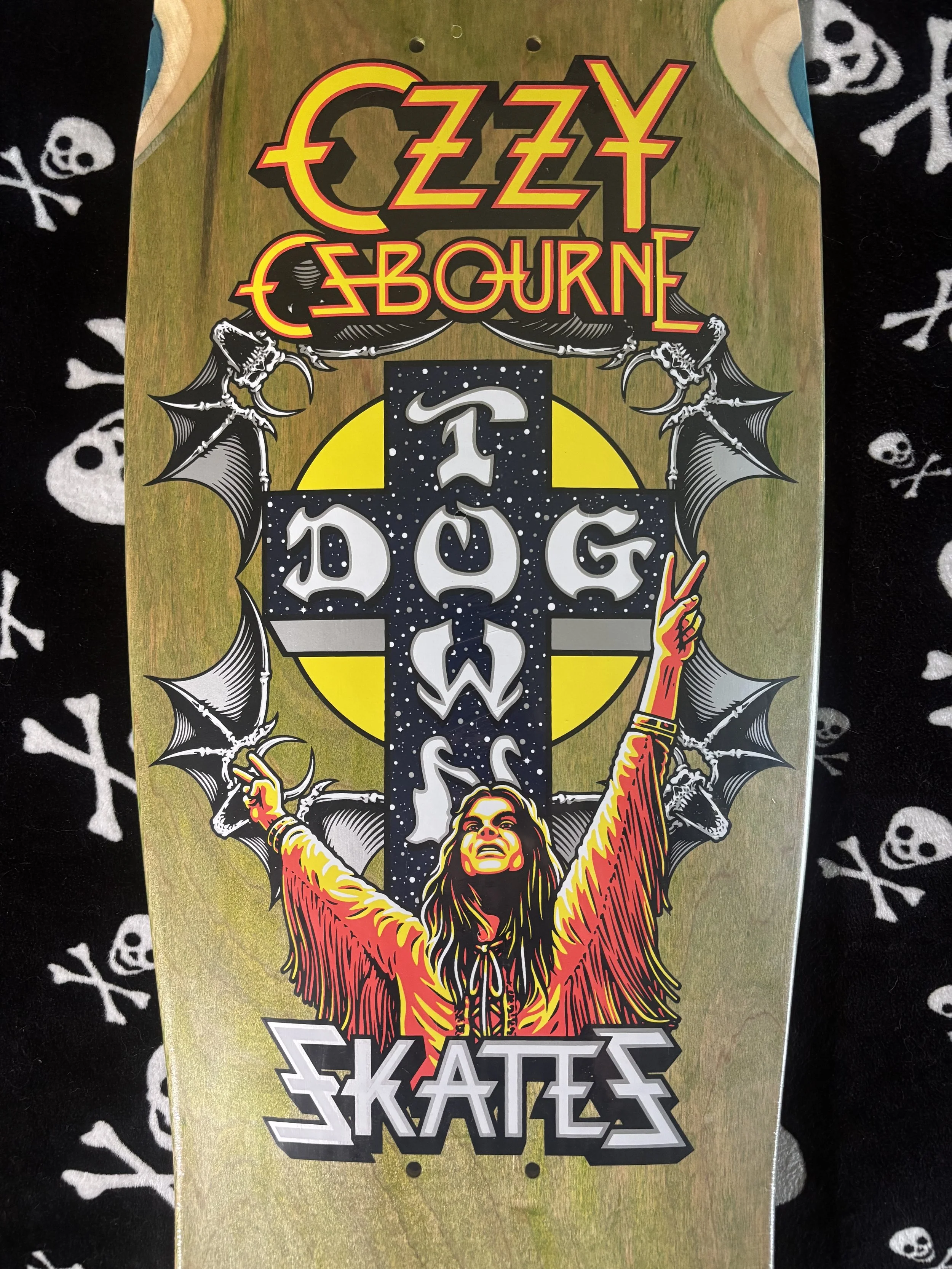 DOGTOWN~ OZZY OSBOURNE X DTS GREEN STAIN SKATEBOARD DECK