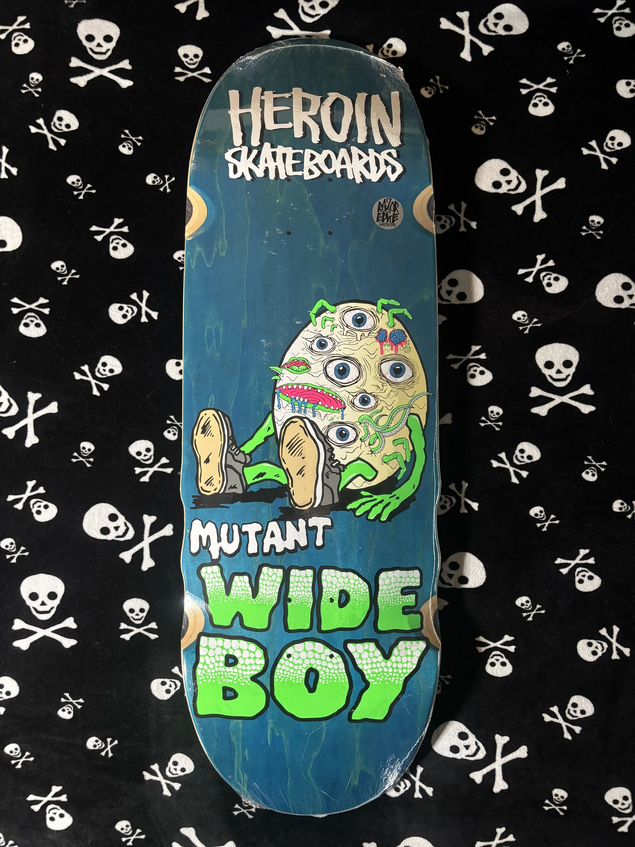 HEROIN~ MUTANT WIDE BOY SKATEBOARD DECK