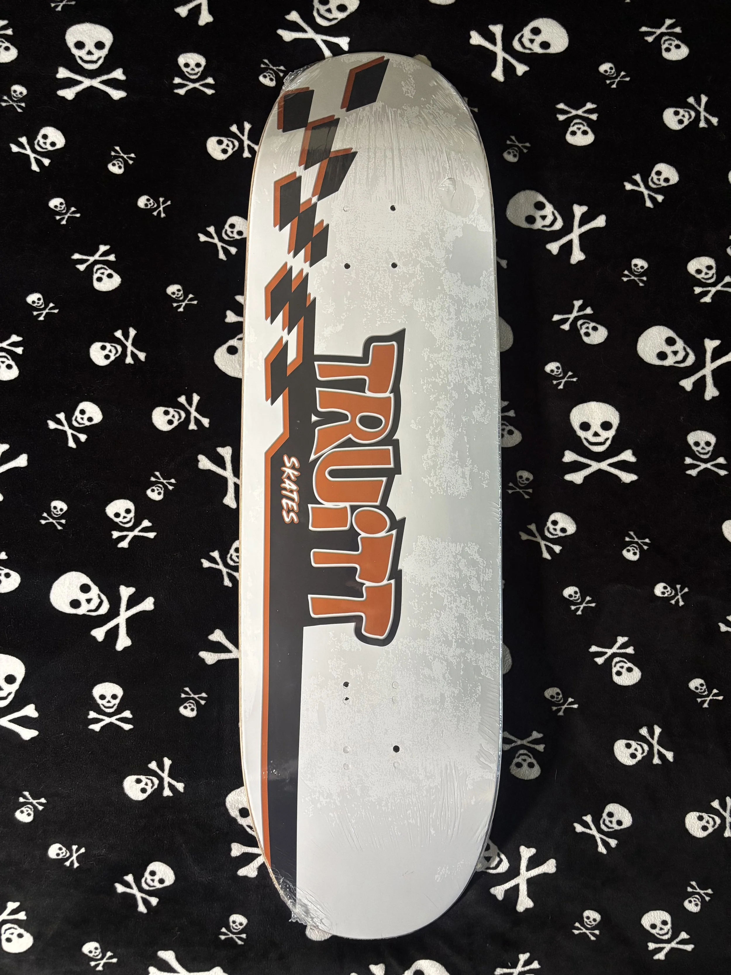 BRAND-X~ BLEMISHED TRUITT SKATES STREET EGG SKATEBOARD DECK #1