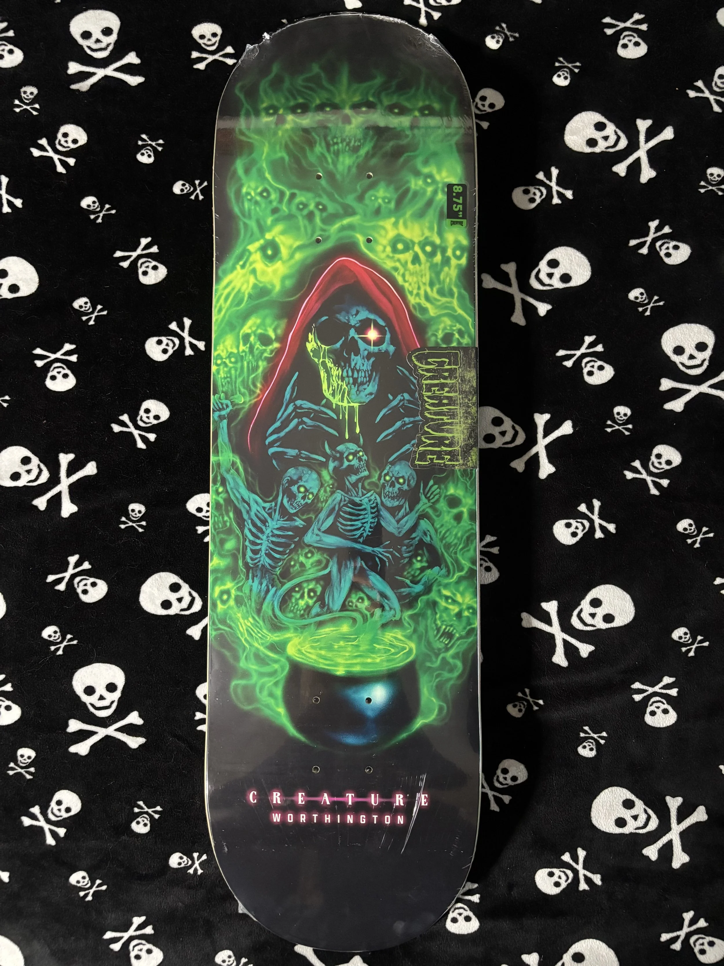 CREATURE~ WORTHINGTON TERROR SIGHT PRO SKATEBOARD DECK