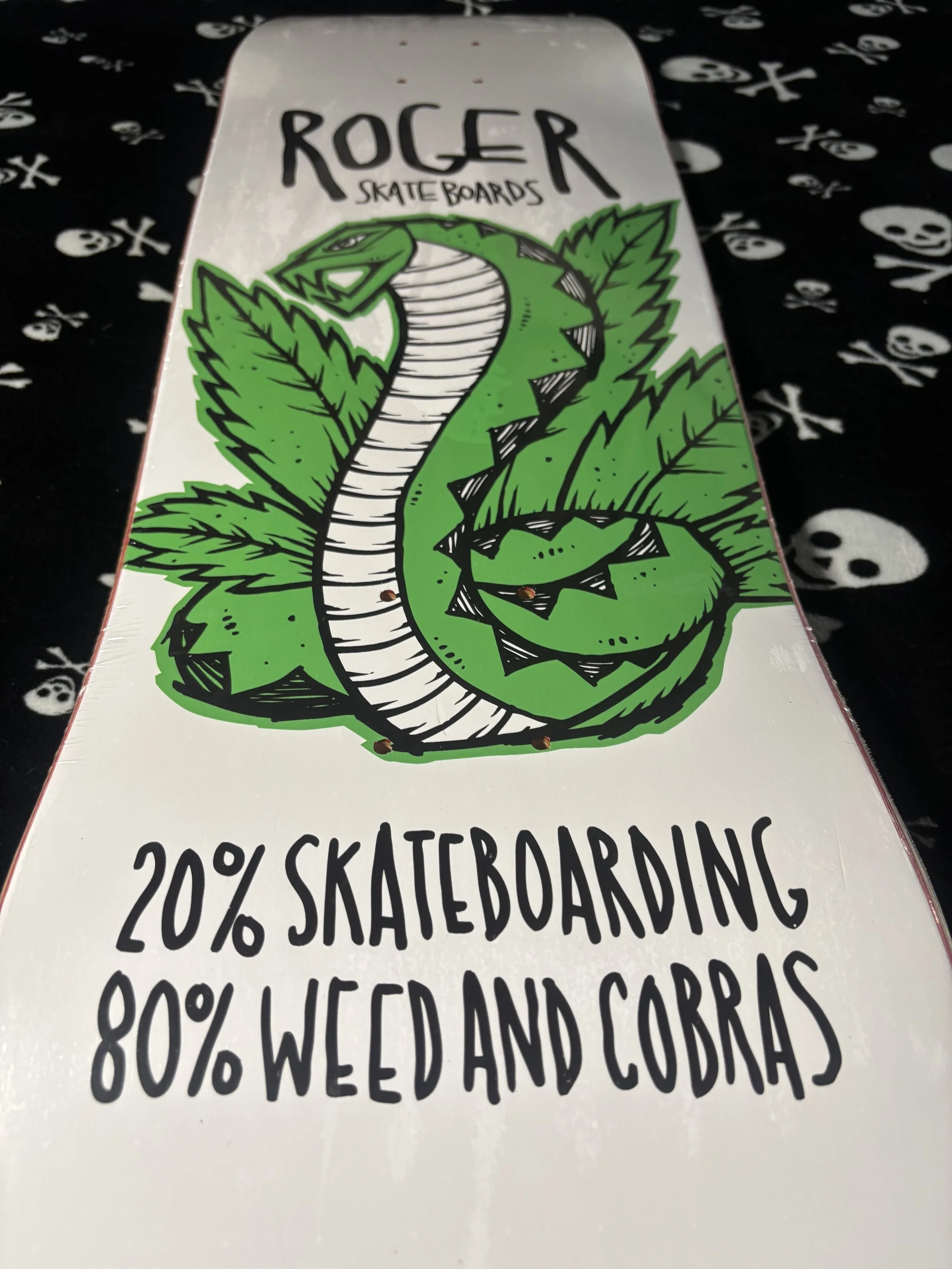 ROGER~ TEAM WEED AND COBRAS SHAPED SKATEBOARD DECK