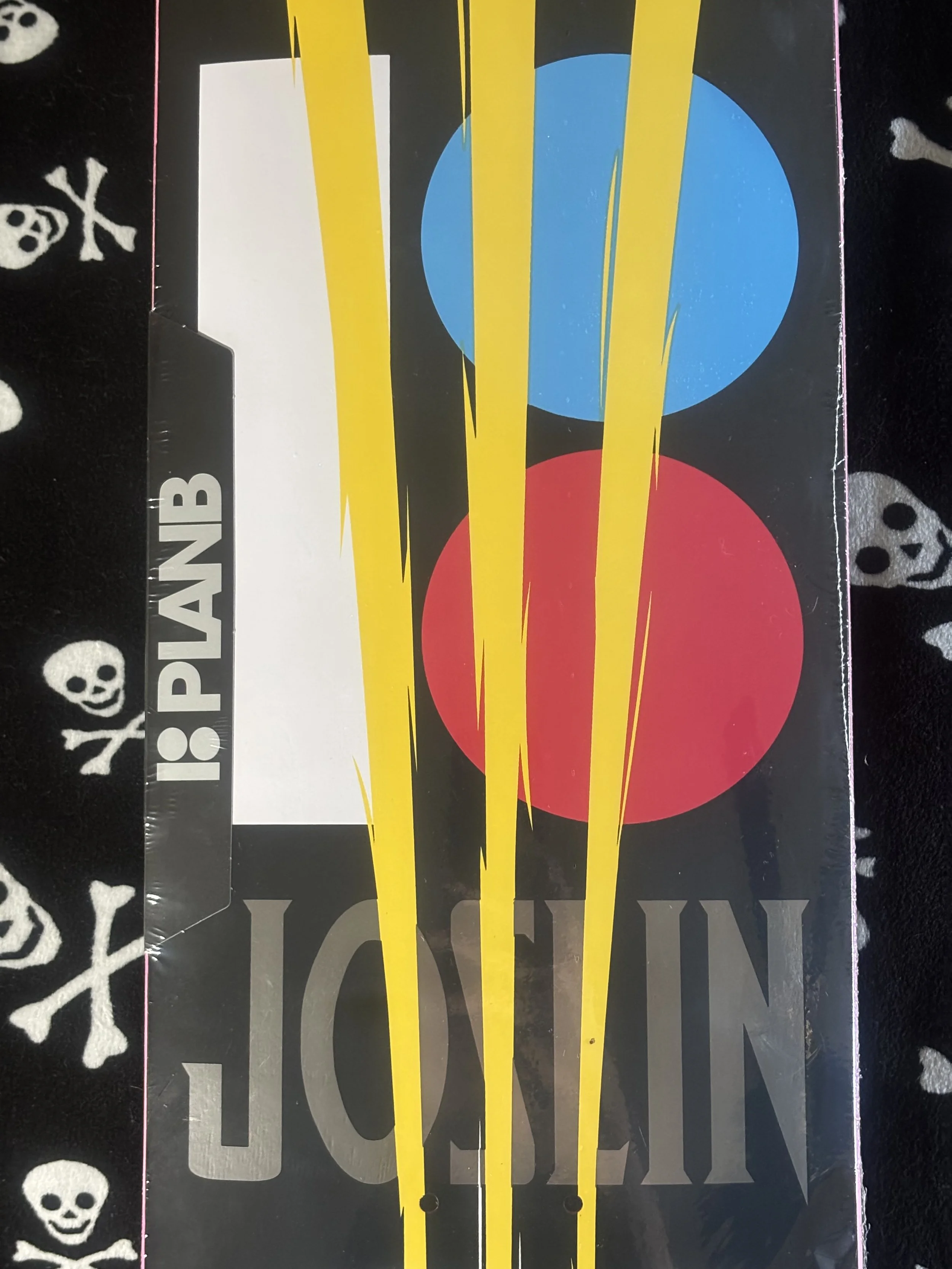 PLAN B~ JOSLIN SNIKT OG SKATEBOARD DECK