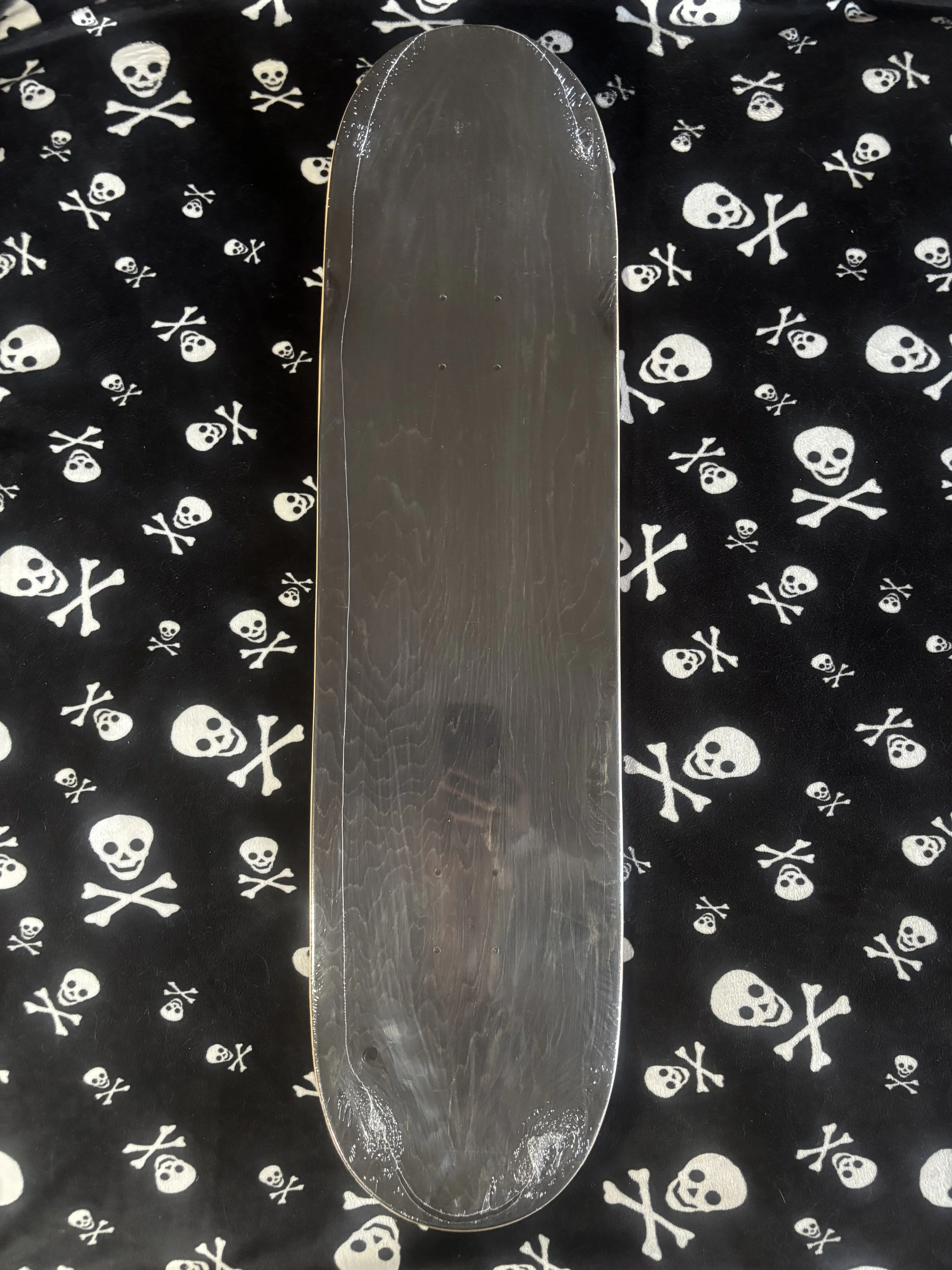 DOGTOWN~ PIG SKULL SKATEBOARD DECK