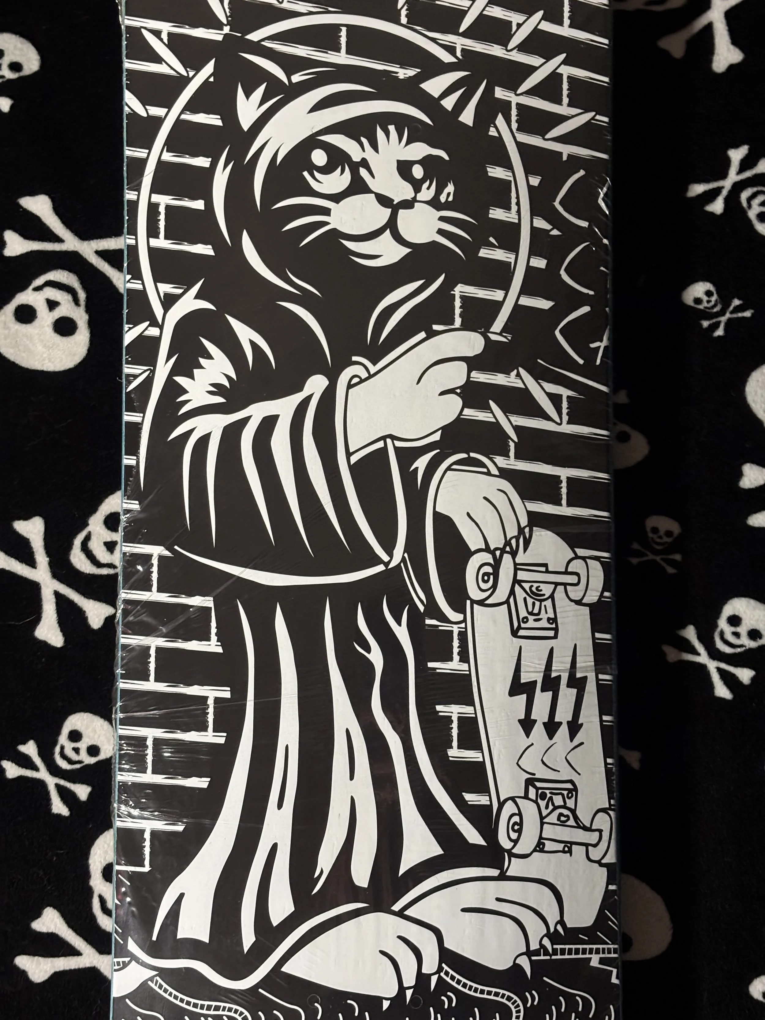 COLD CREW CARVERS~ OG C.O.L.D KITTY BLACK GRAPHIC SKATEBOARD DECK