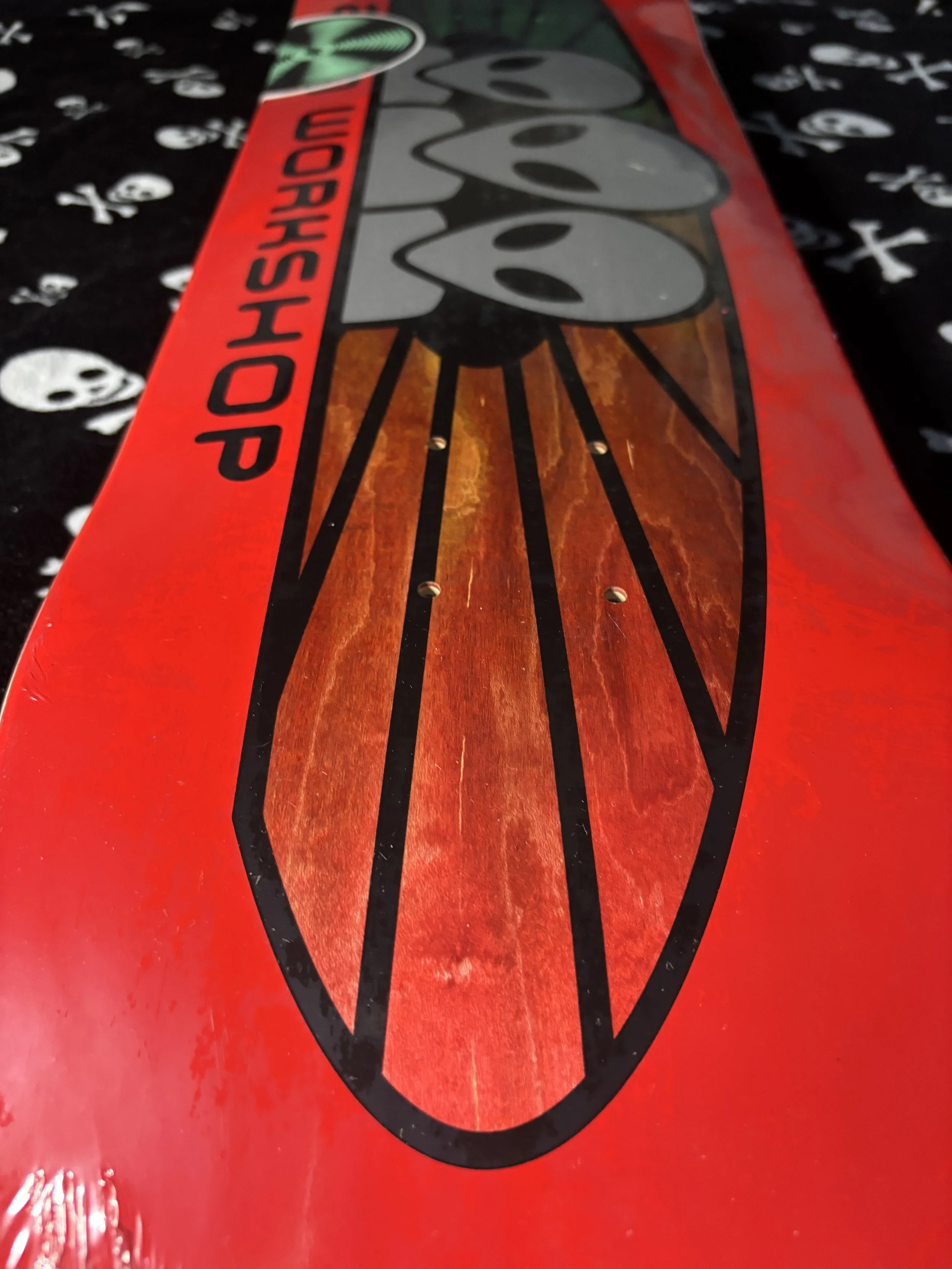 ALIEN WORKSHOP~ RGB SPECTRUM SKATEBOARD DECK