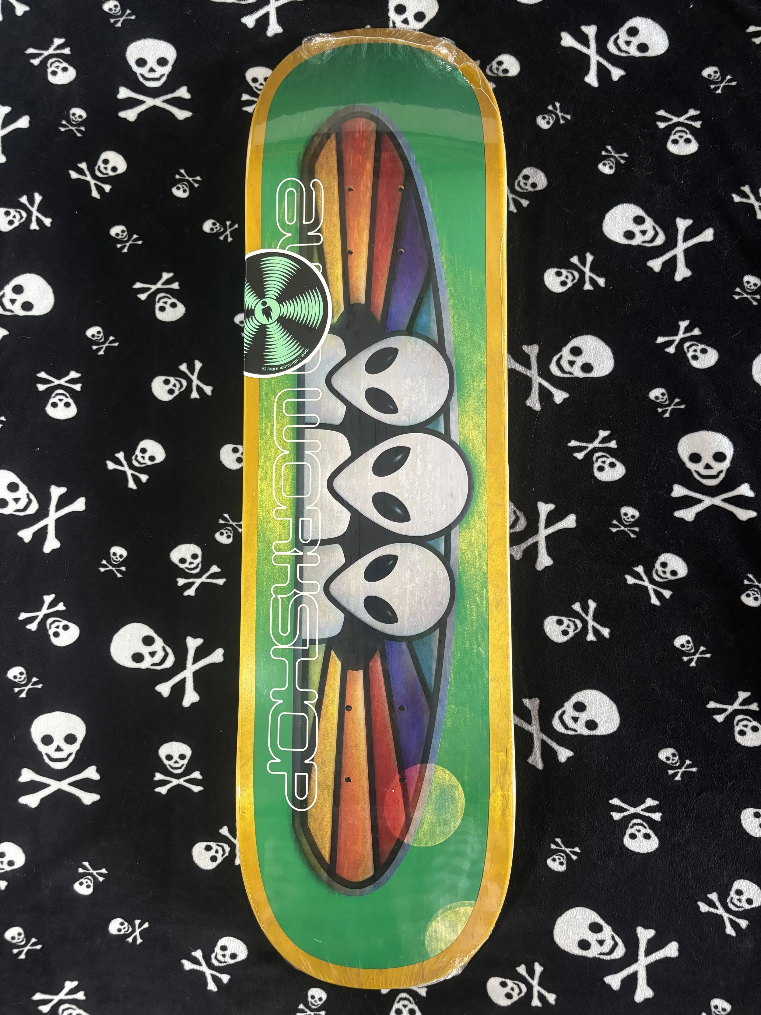 ALIEN WORKSHOP~ SPECTRUM VHS GREEN SKATEBOARD DECK