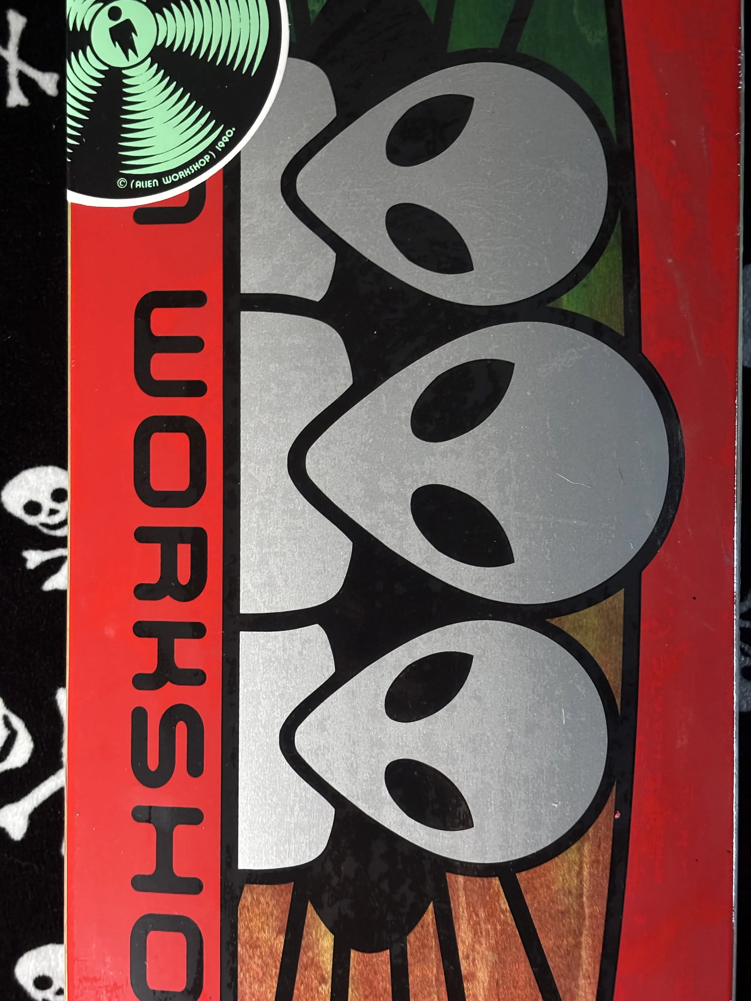 ALIEN WORKSHOP~ RGB SPECTRUM SKATEBOARD DECK