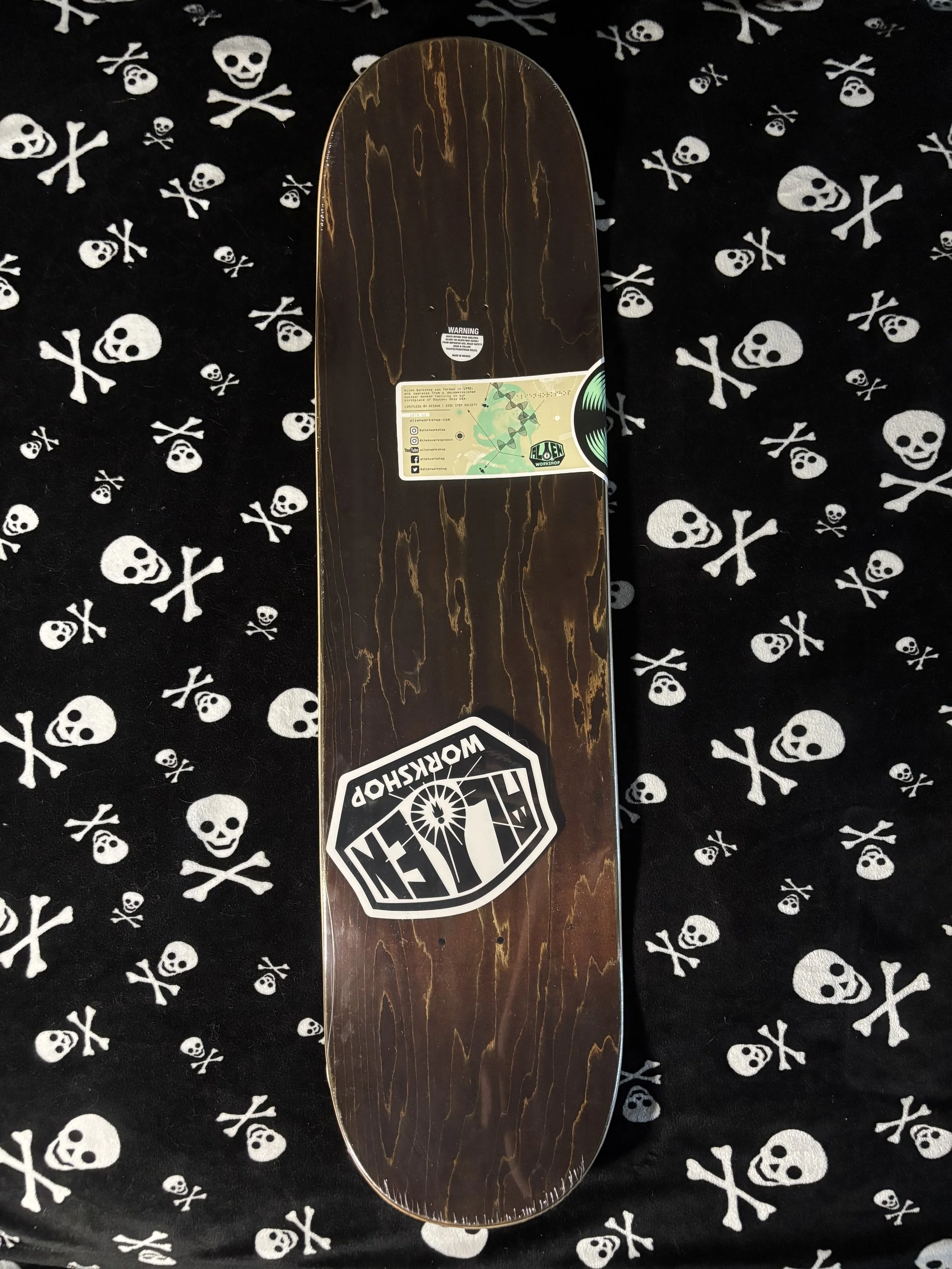 ALIEN WORKSHOP~ RGB SPECTRUM SKATEBOARD DECK