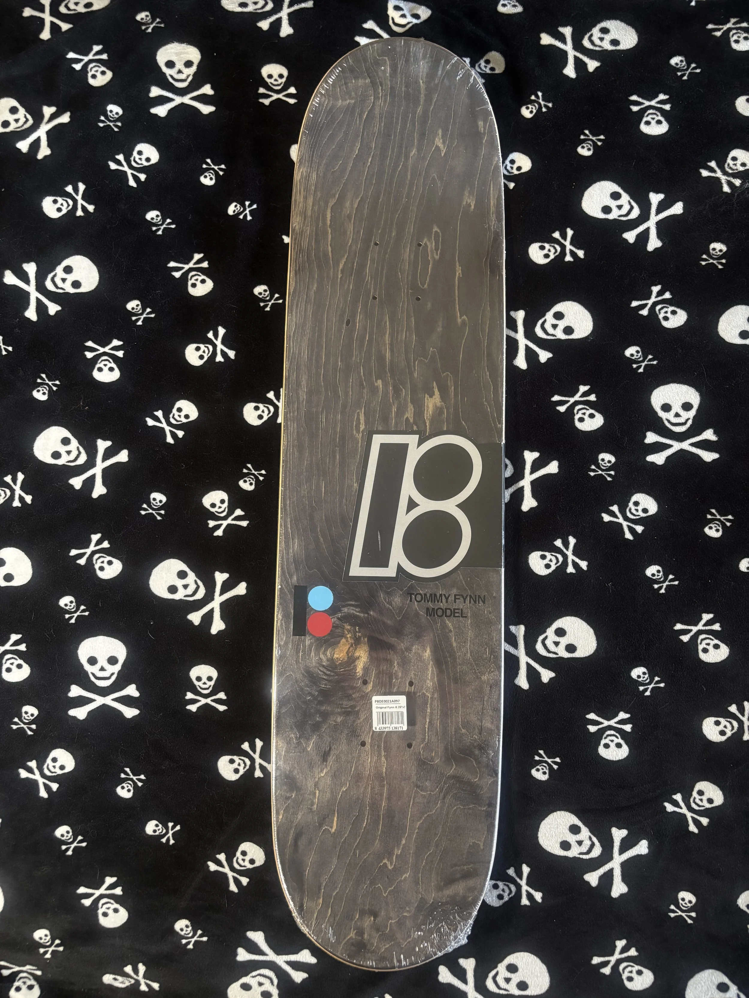 PLAN B~ CLASSIC SKATEBOARD DECK