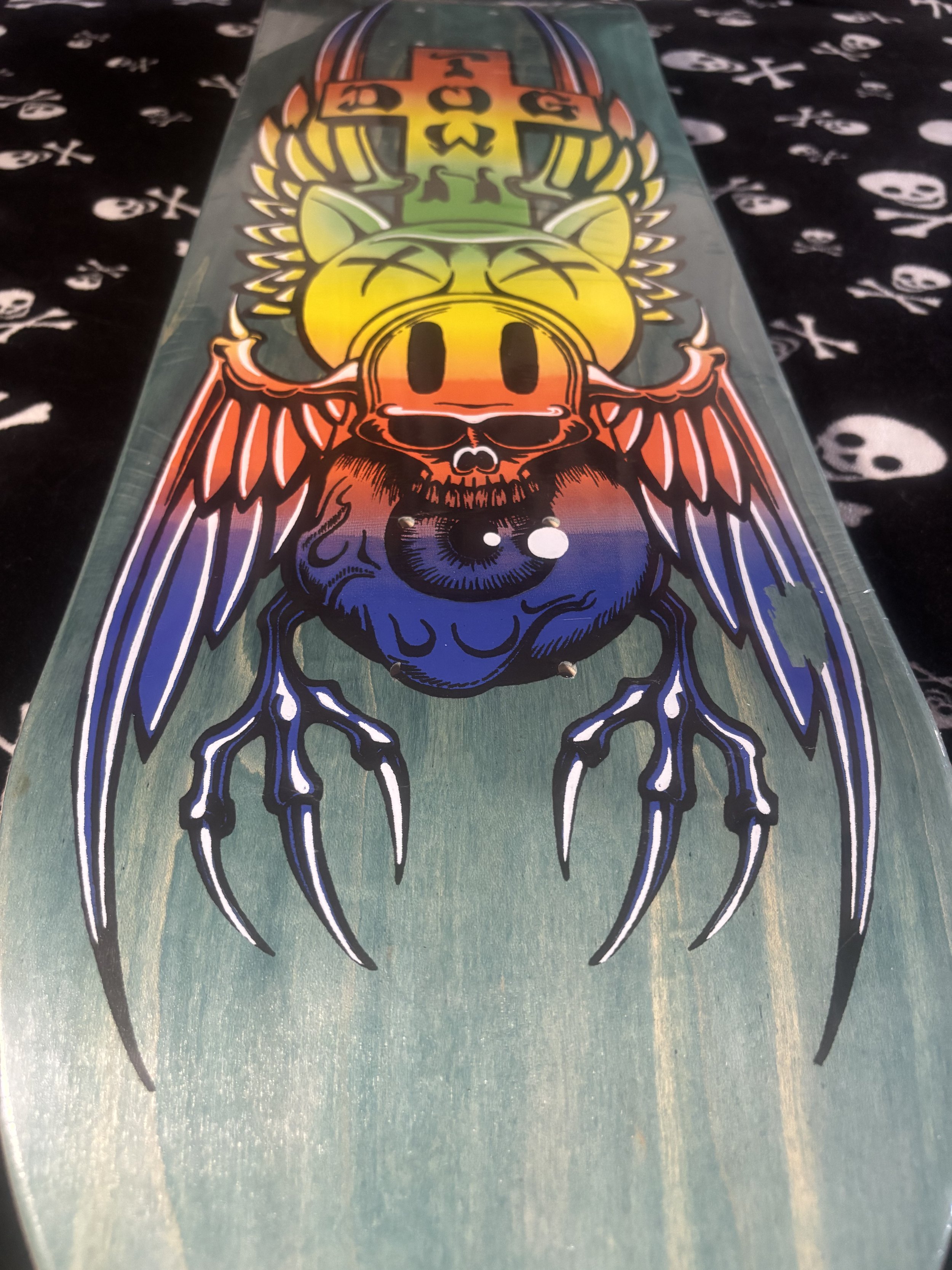 DOGTOWN~ PIG SKULL SKATEBOARD DECK