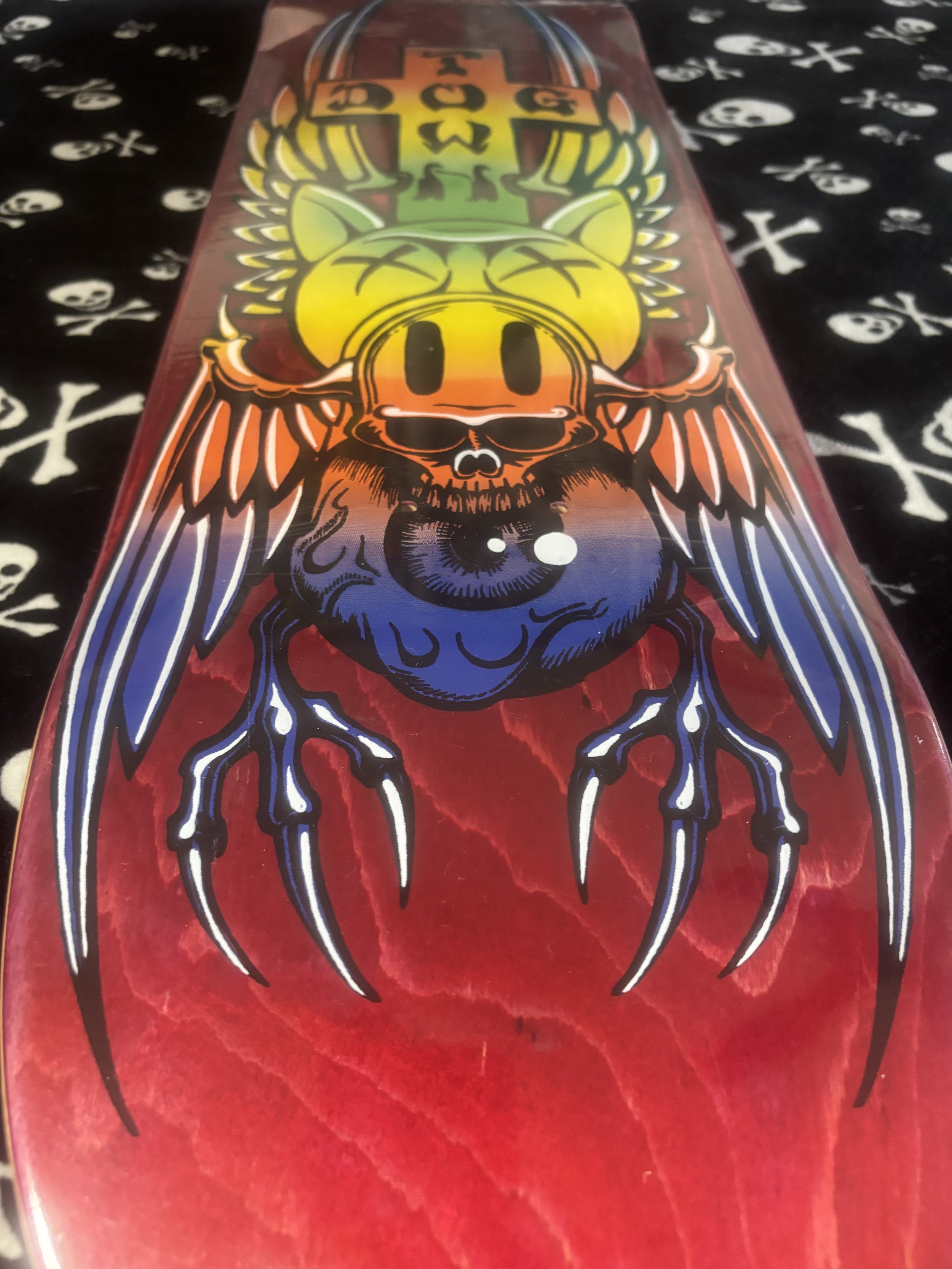 DOGTOWN~ PIG SKULL RED  SKATEBOARD DECK